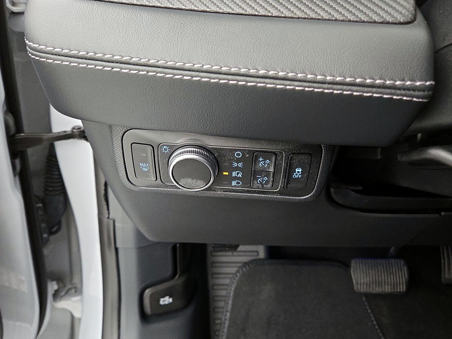 Thumbnail: 2022 Ford Mustang Mach-E - 13