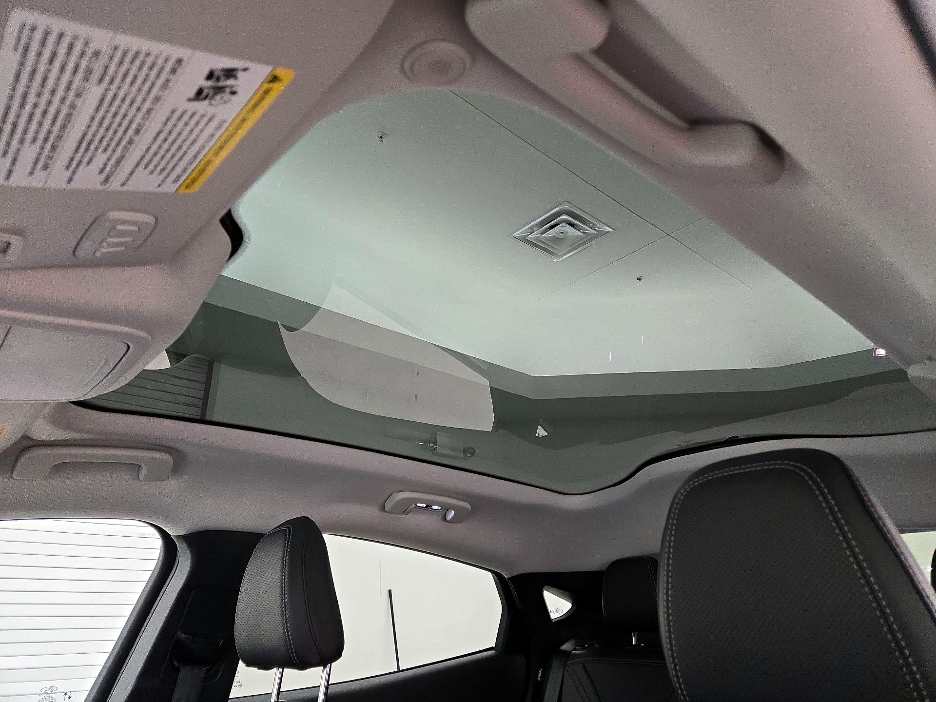 Thumbnail: 2022 Ford Mustang Mach-E - 20