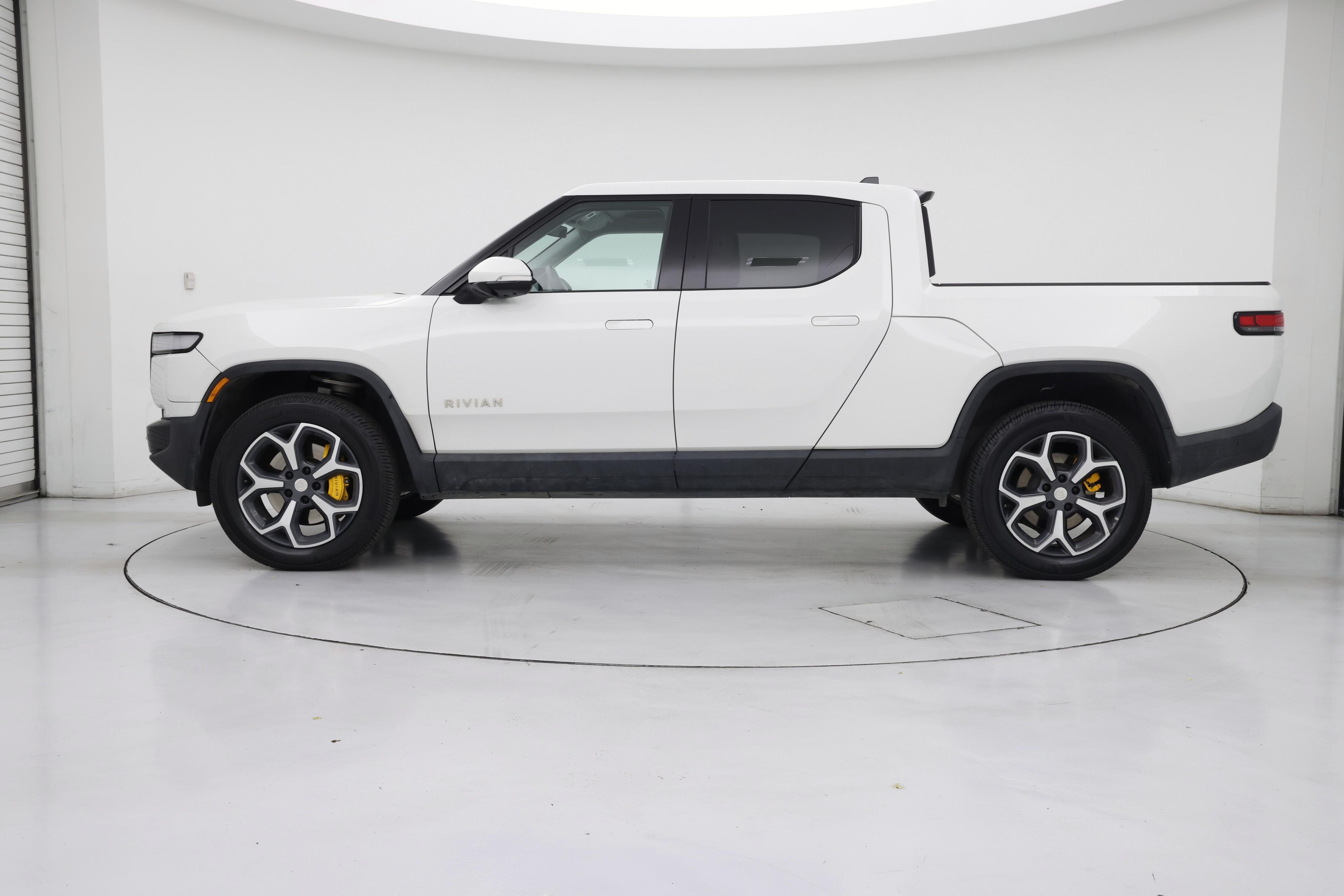 Thumbnail: 2022 Rivian R1T - 3