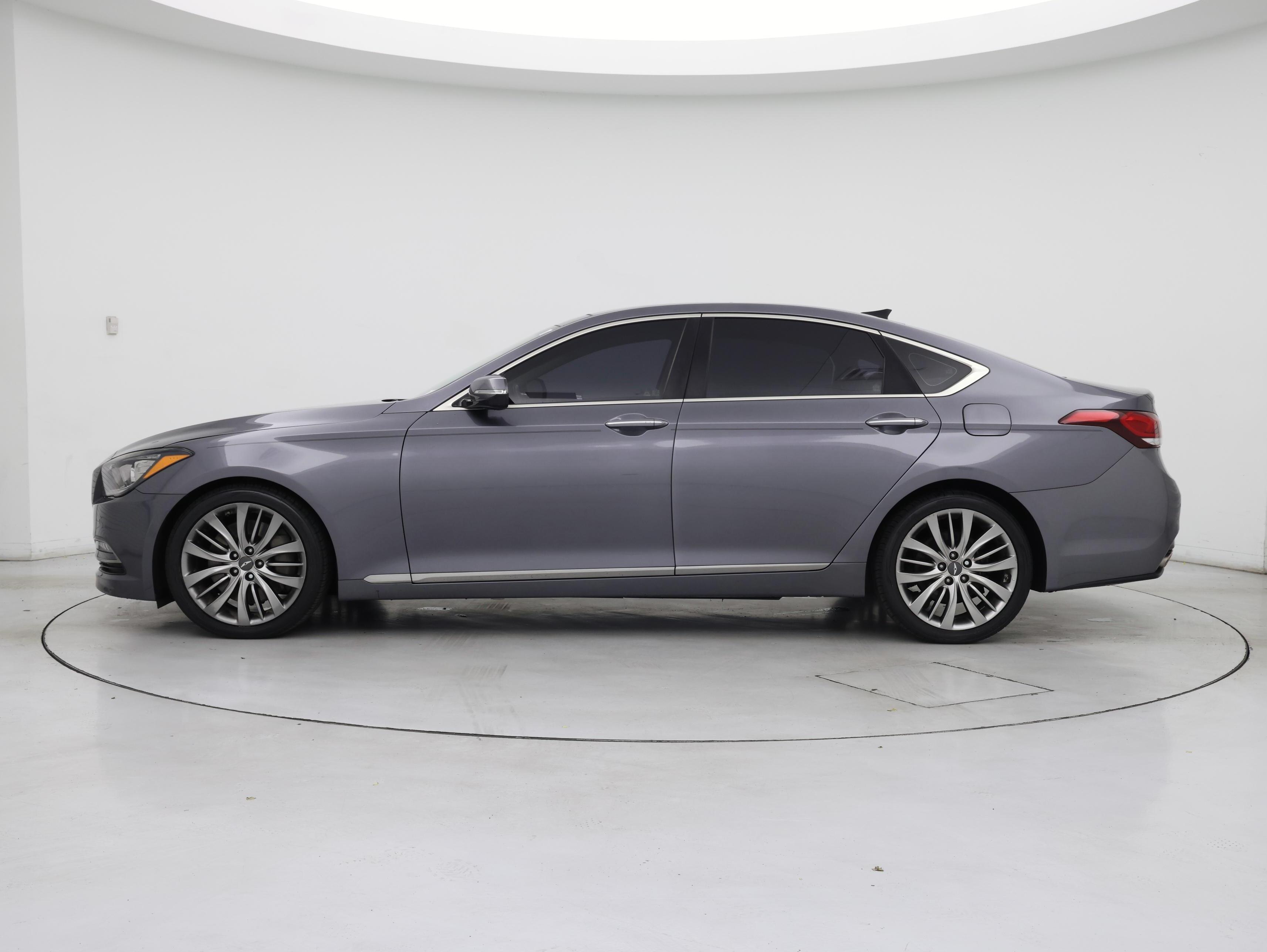 Thumbnail: 2015 Hyundai Genesis - 3