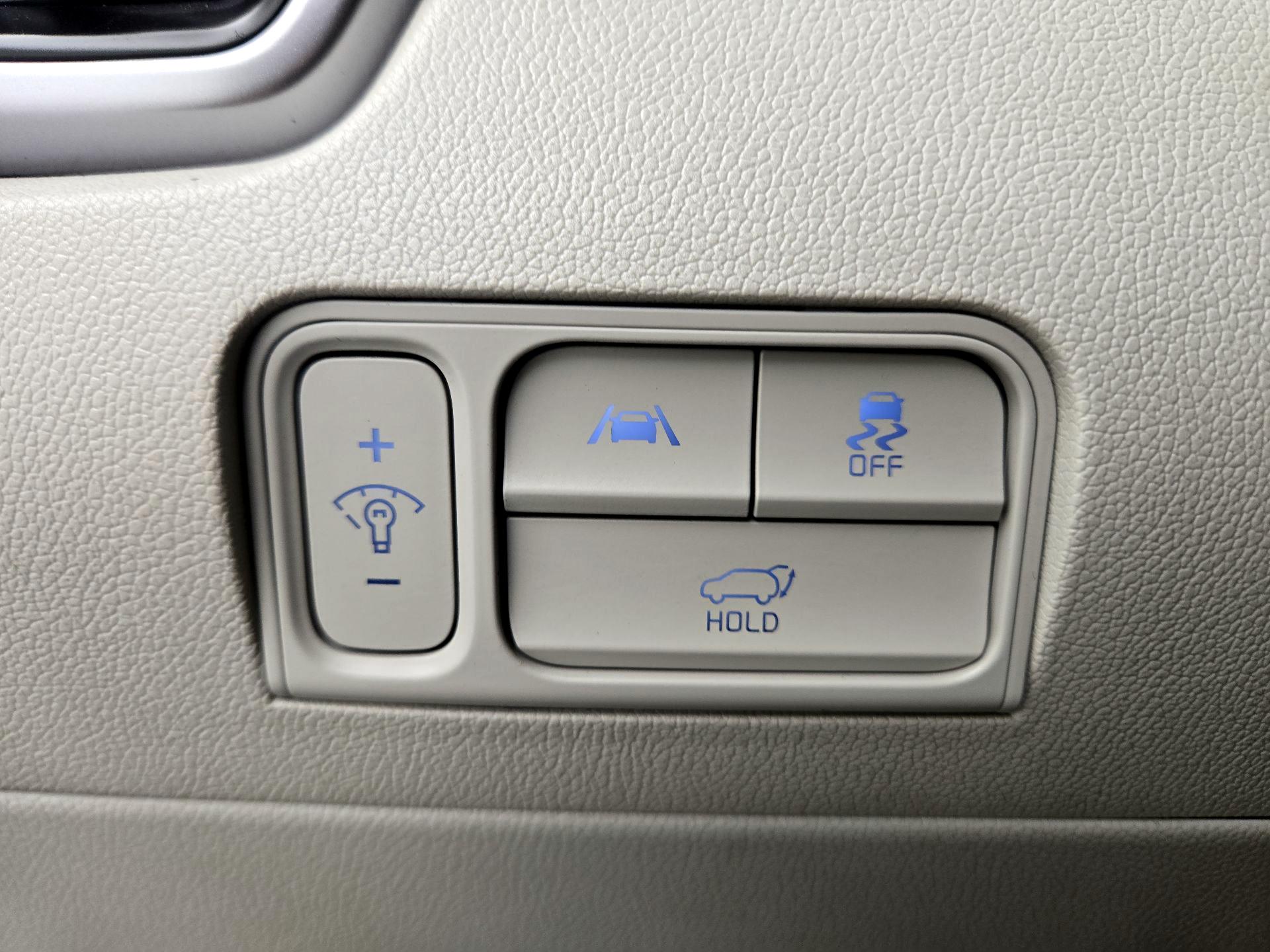 Thumbnail: 2023 Kia Sorento - 13