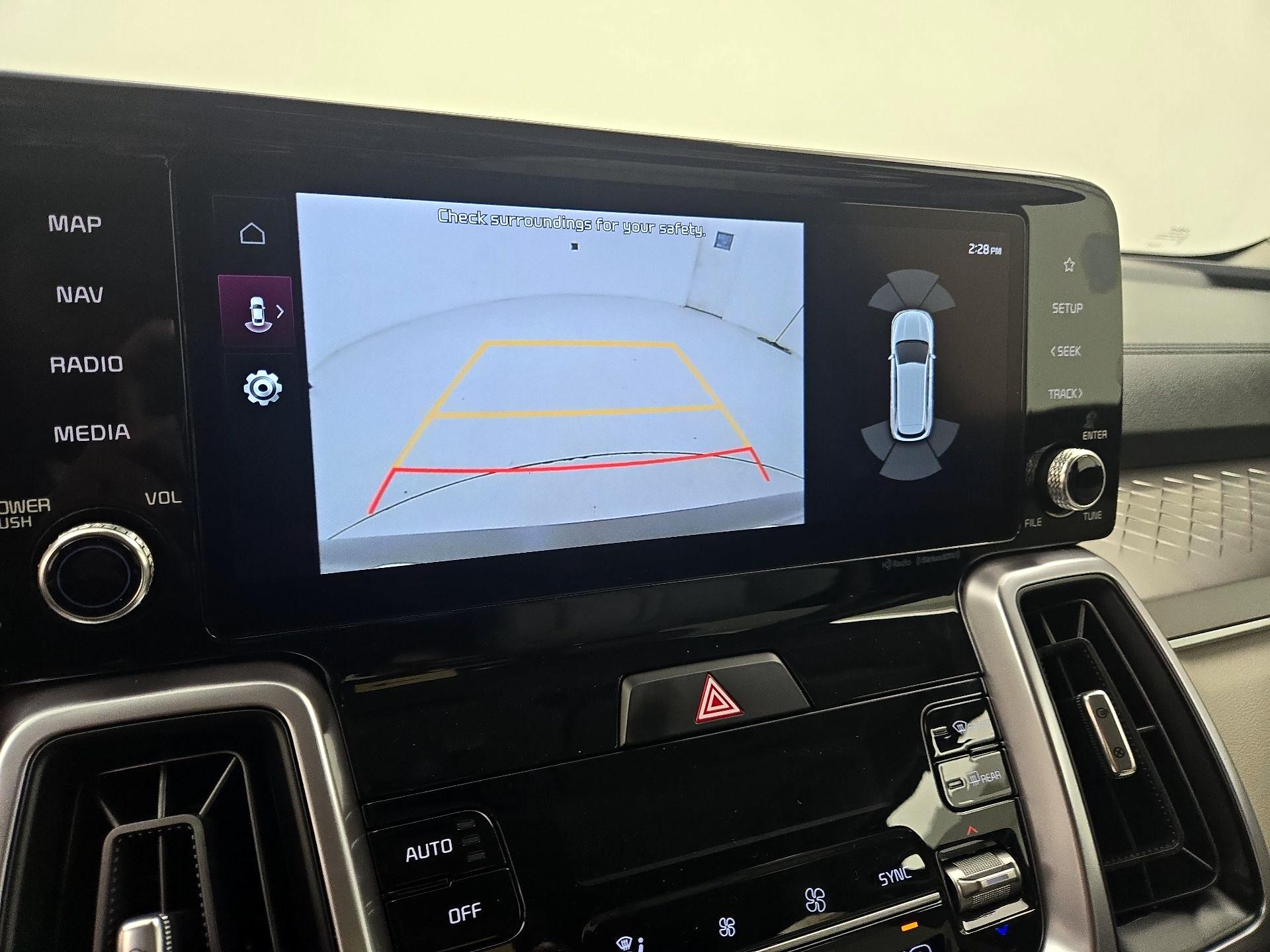 Thumbnail: 2023 Kia Sorento - 14