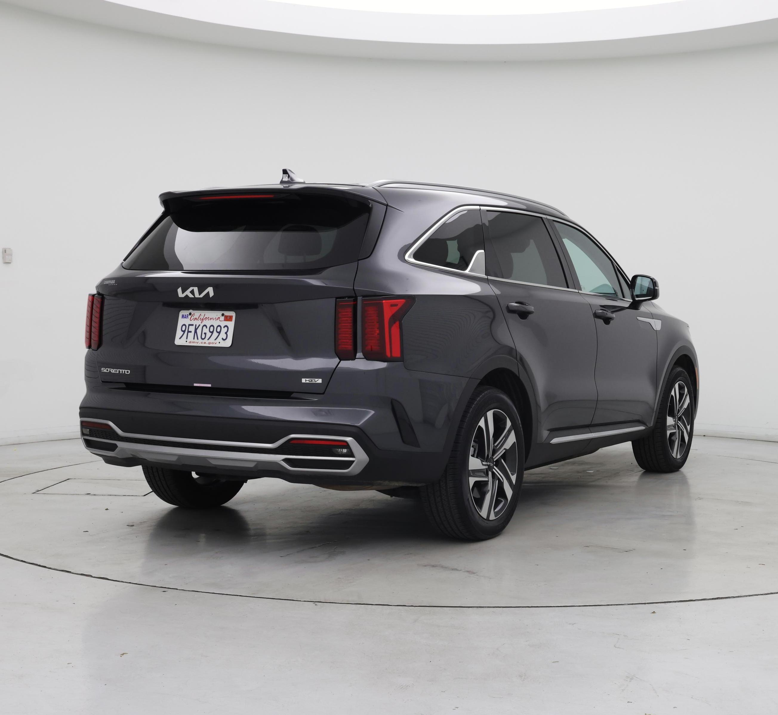 Thumbnail: 2023 Kia Sorento - 8