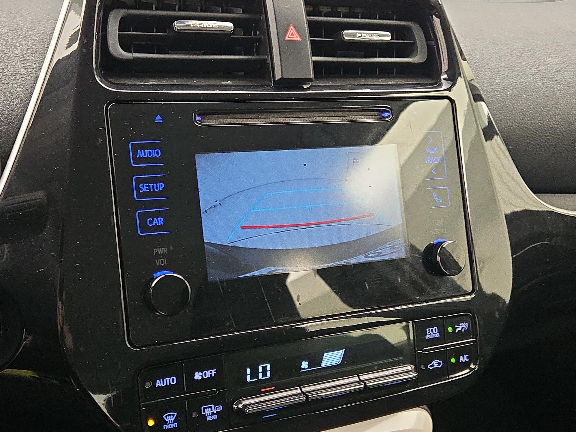 Thumbnail: 2018 Toyota Prius - 14