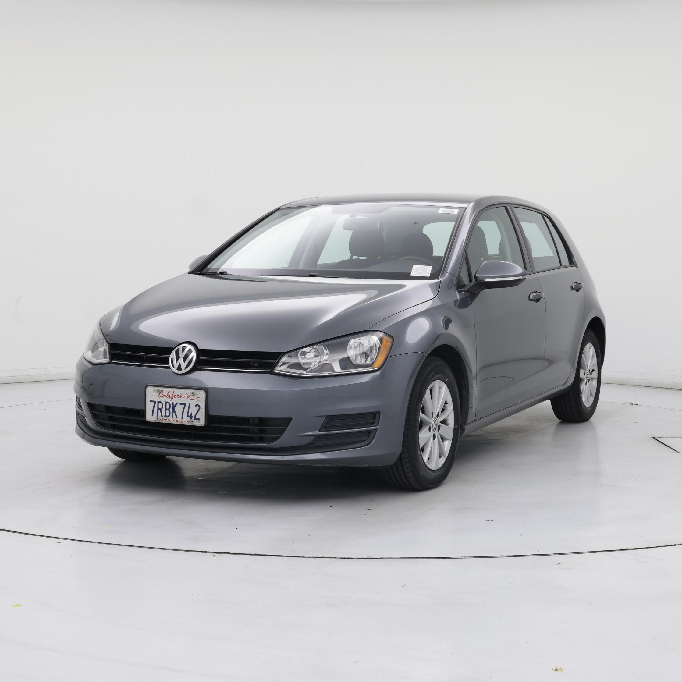Thumbnail: 2016 Volkswagen Golf - 4
