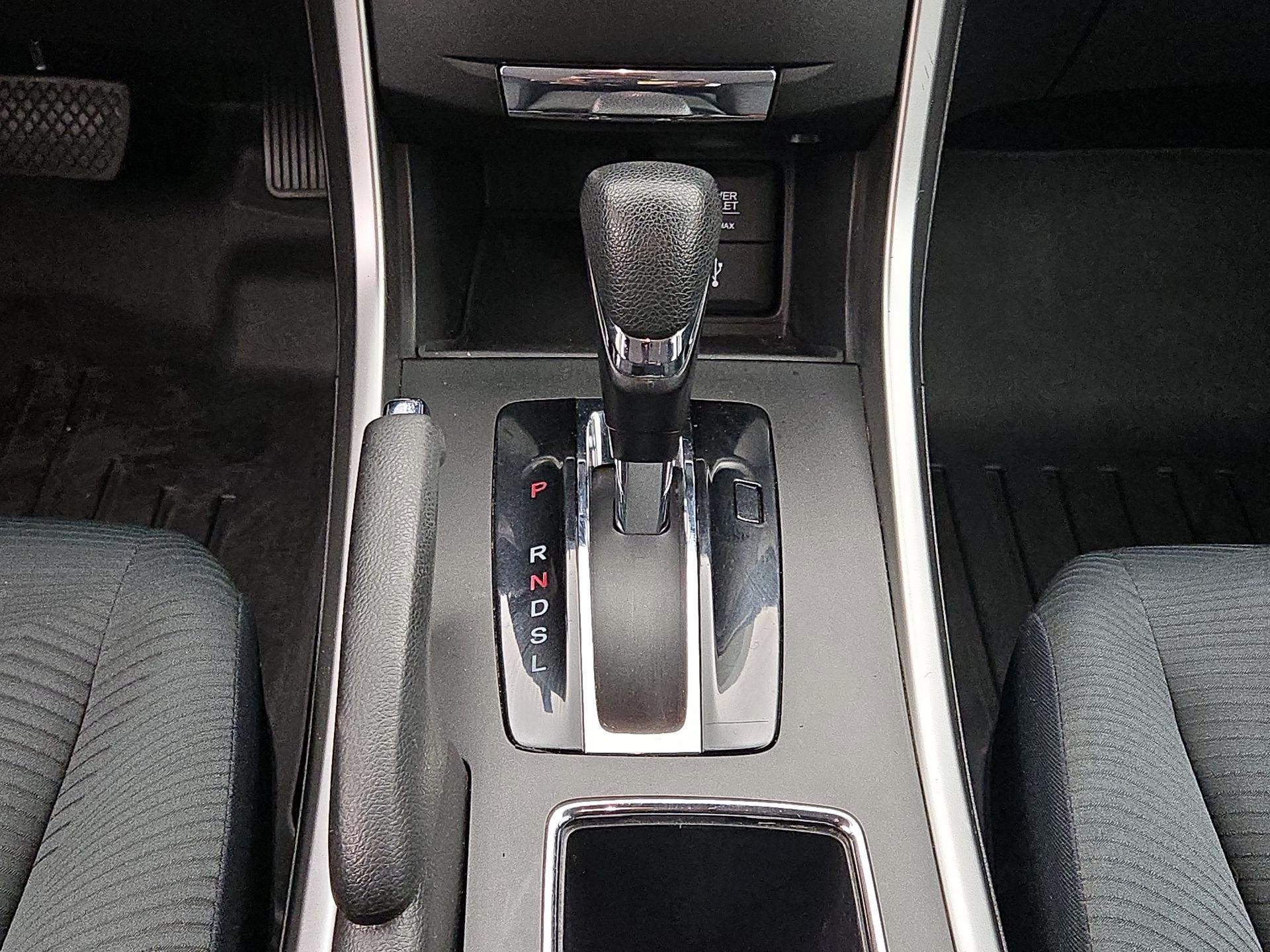 Thumbnail: 2014 Honda Accord - 17