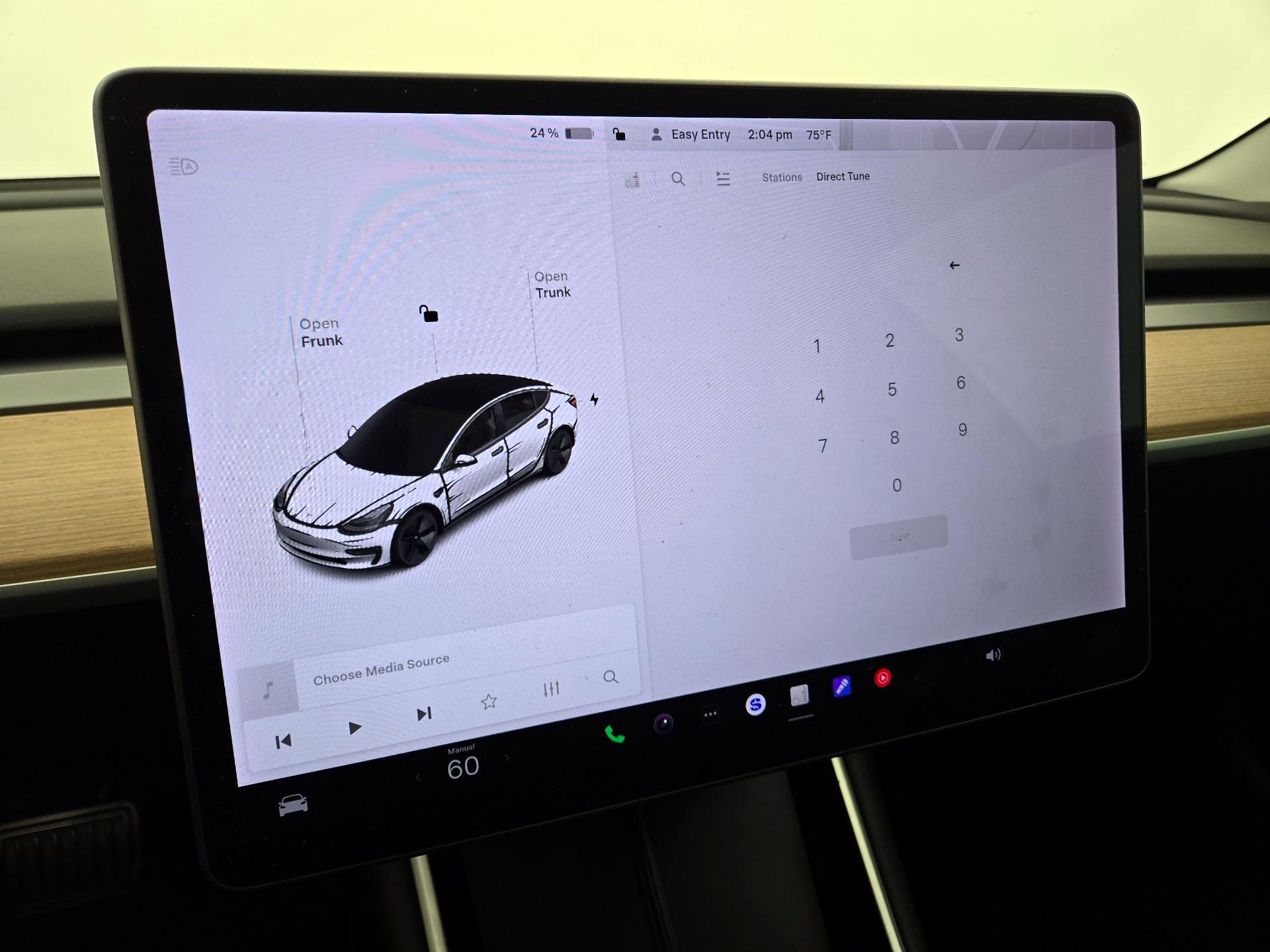 Thumbnail: 2019 Tesla Model 3 - 15