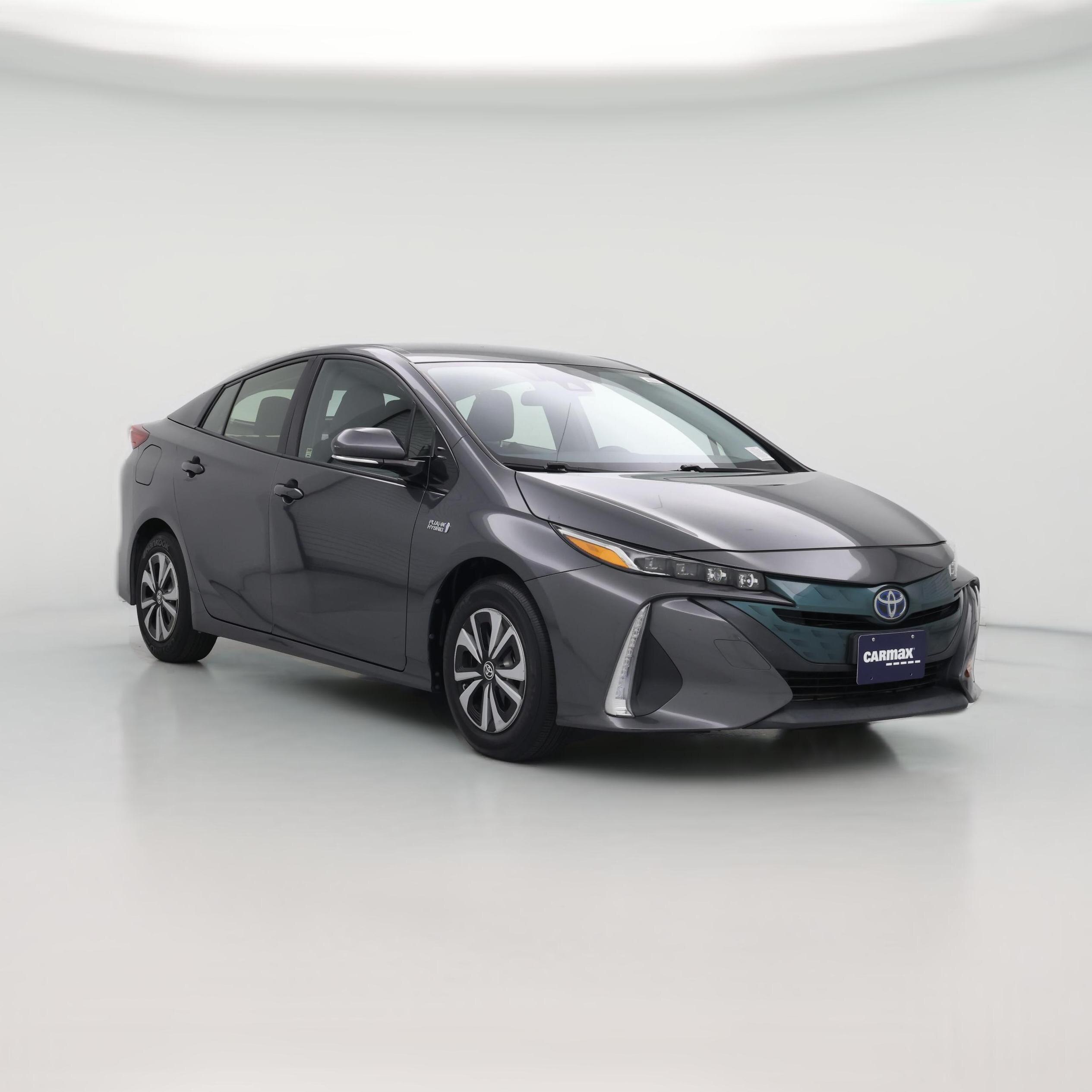 Thumbnail: 2017 Toyota Prius Prime - 1