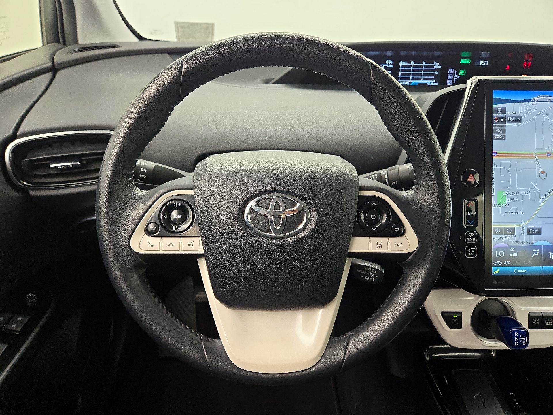 Thumbnail: 2018 Toyota Prius Prime - 10