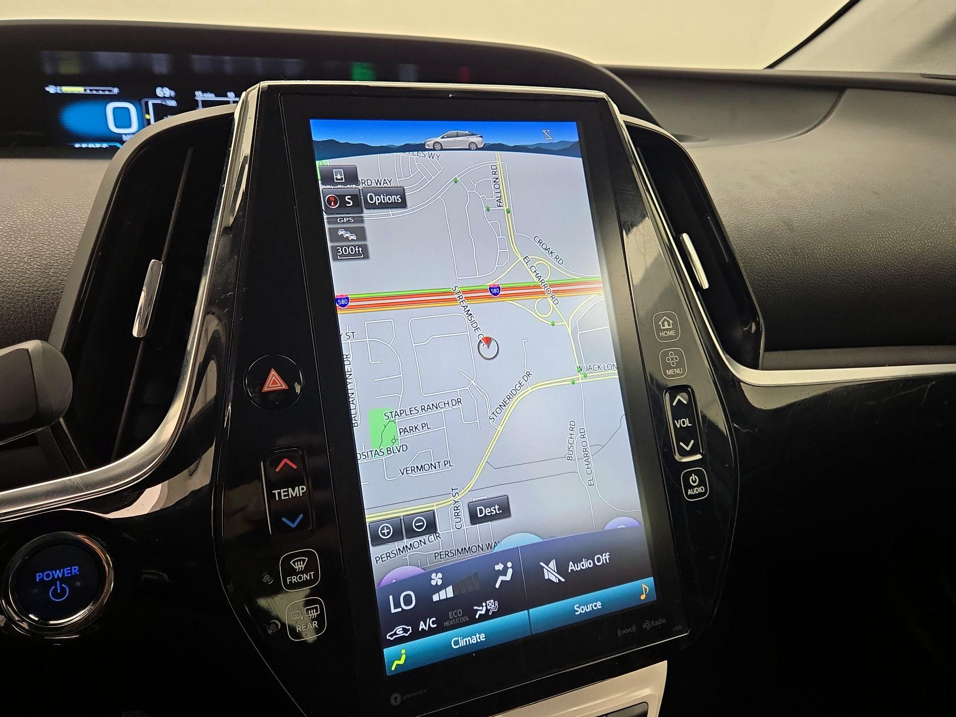 Thumbnail: 2018 Toyota Prius Prime - 14