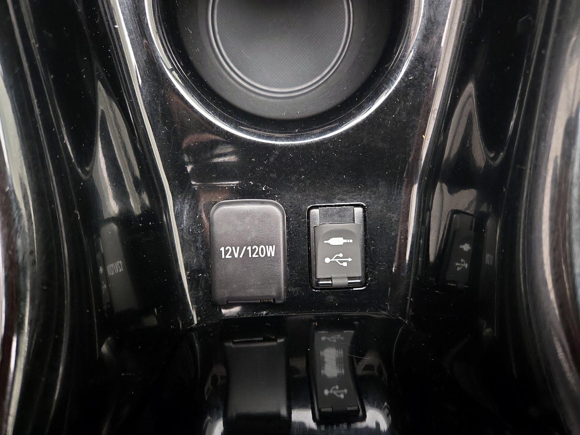 Thumbnail: 2018 Toyota Prius Prime - 19