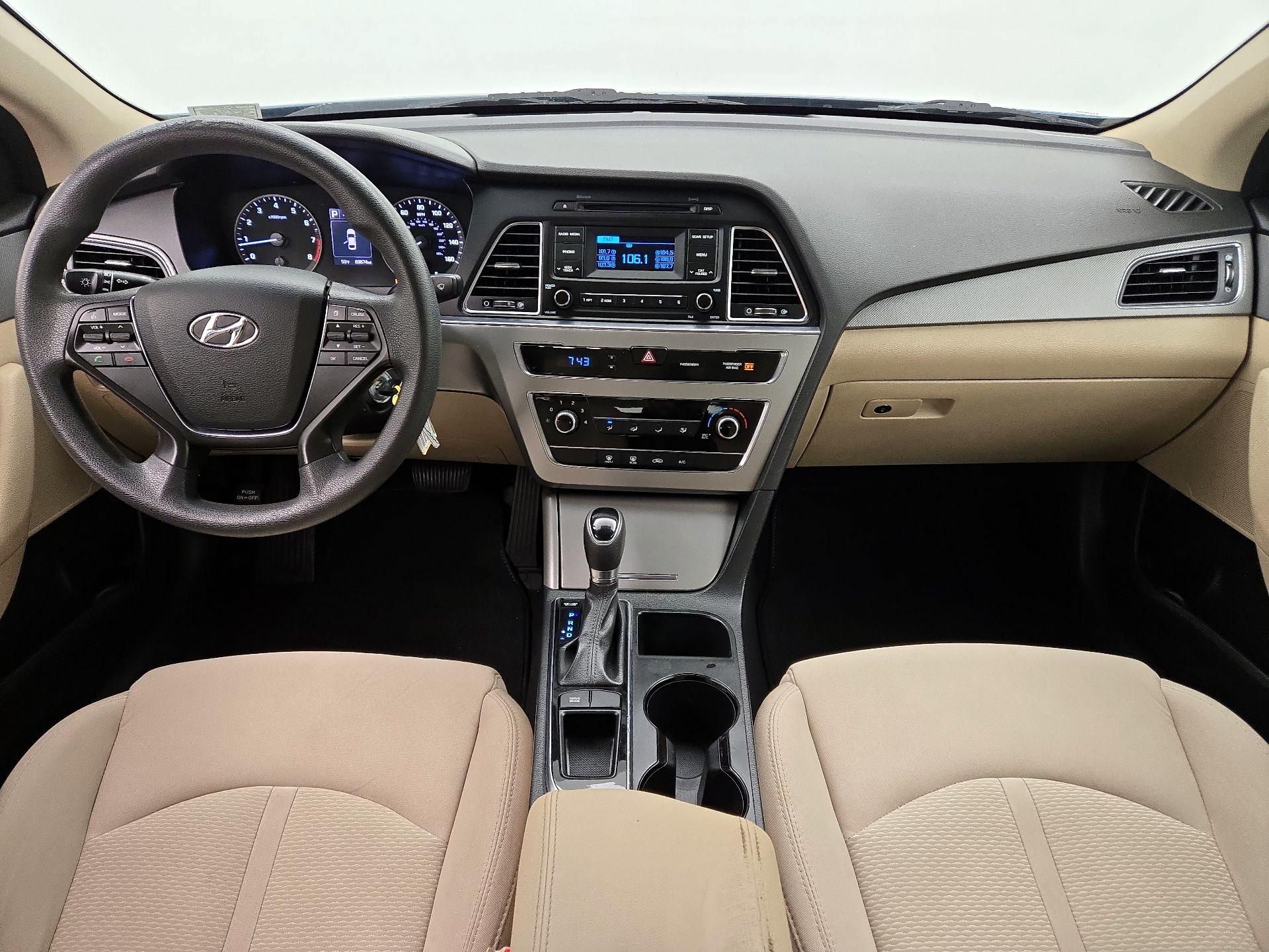 Thumbnail: 2015 Hyundai Sonata - 9