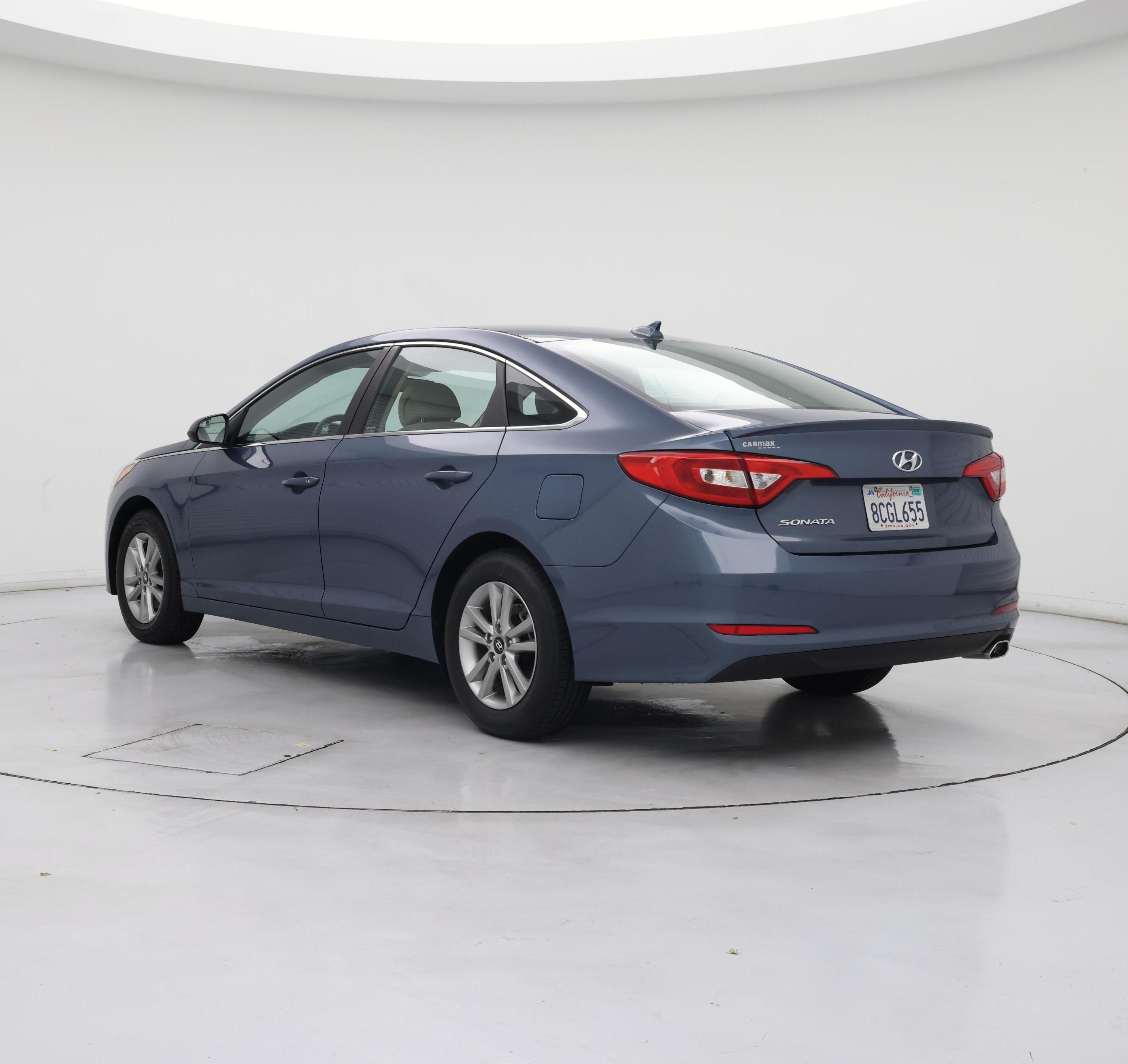 Thumbnail: 2015 Hyundai Sonata - 2