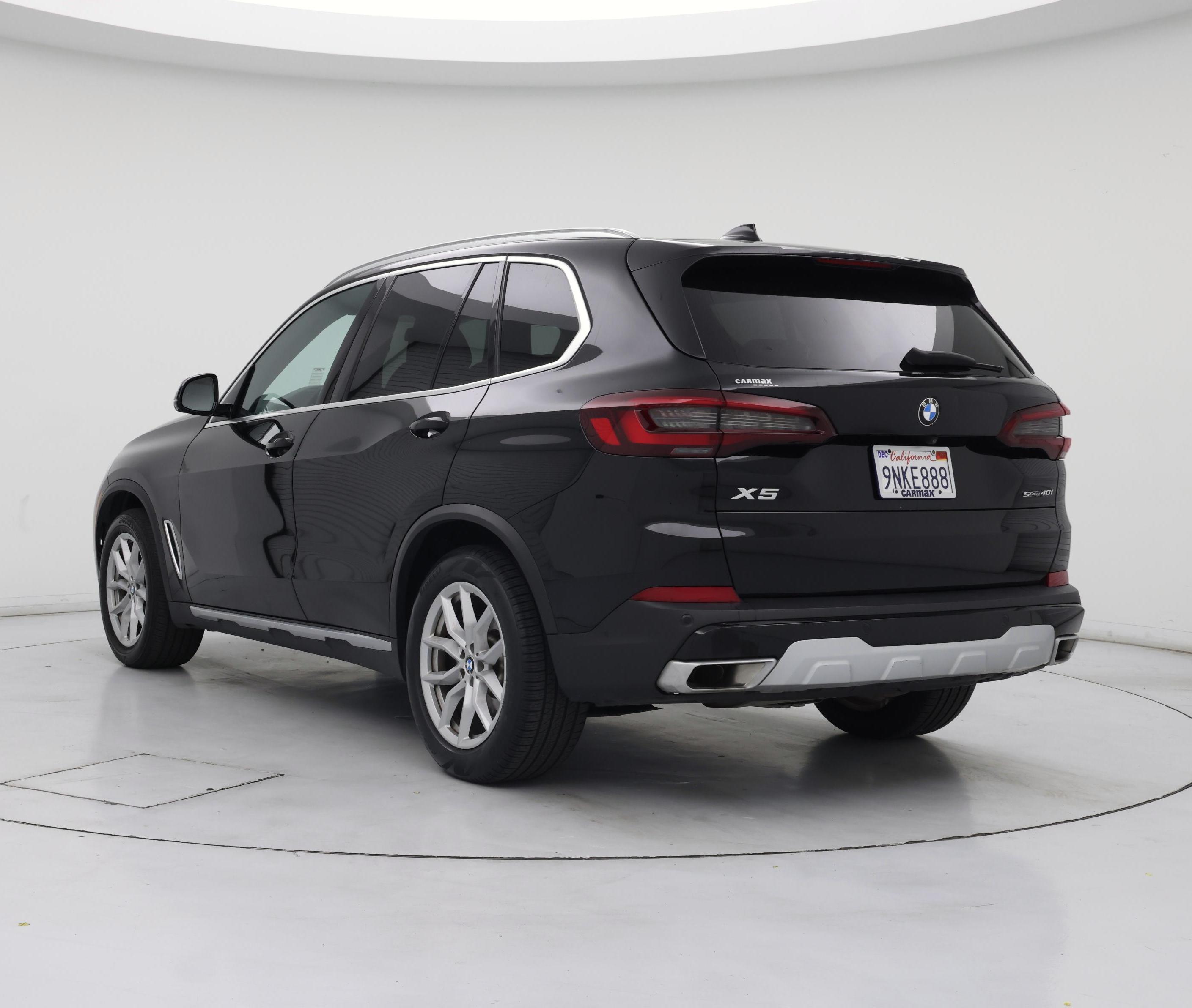 Thumbnail: 2023 BMW X5 - 2