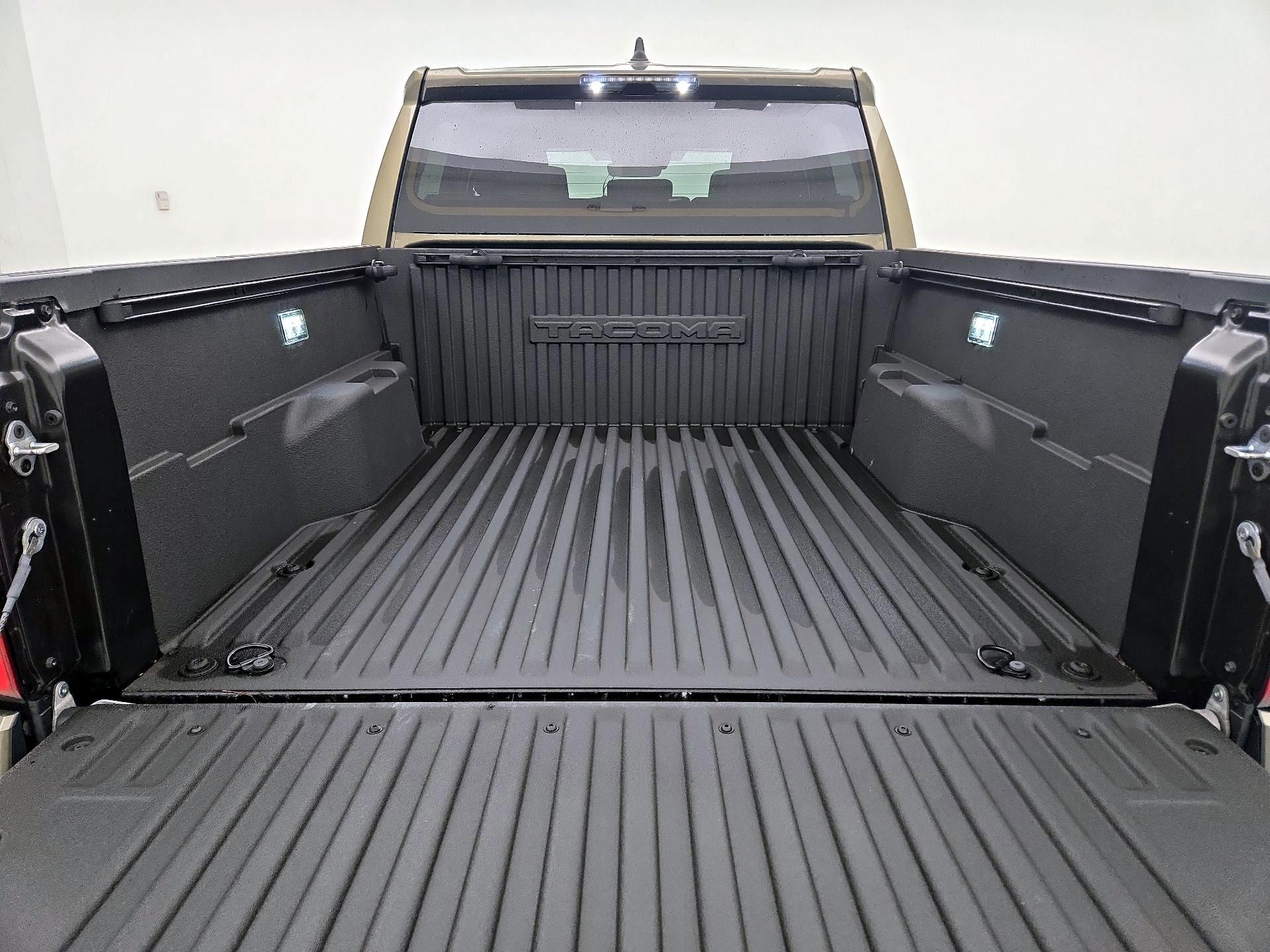 Thumbnail: 2024 Toyota Tacoma - 20