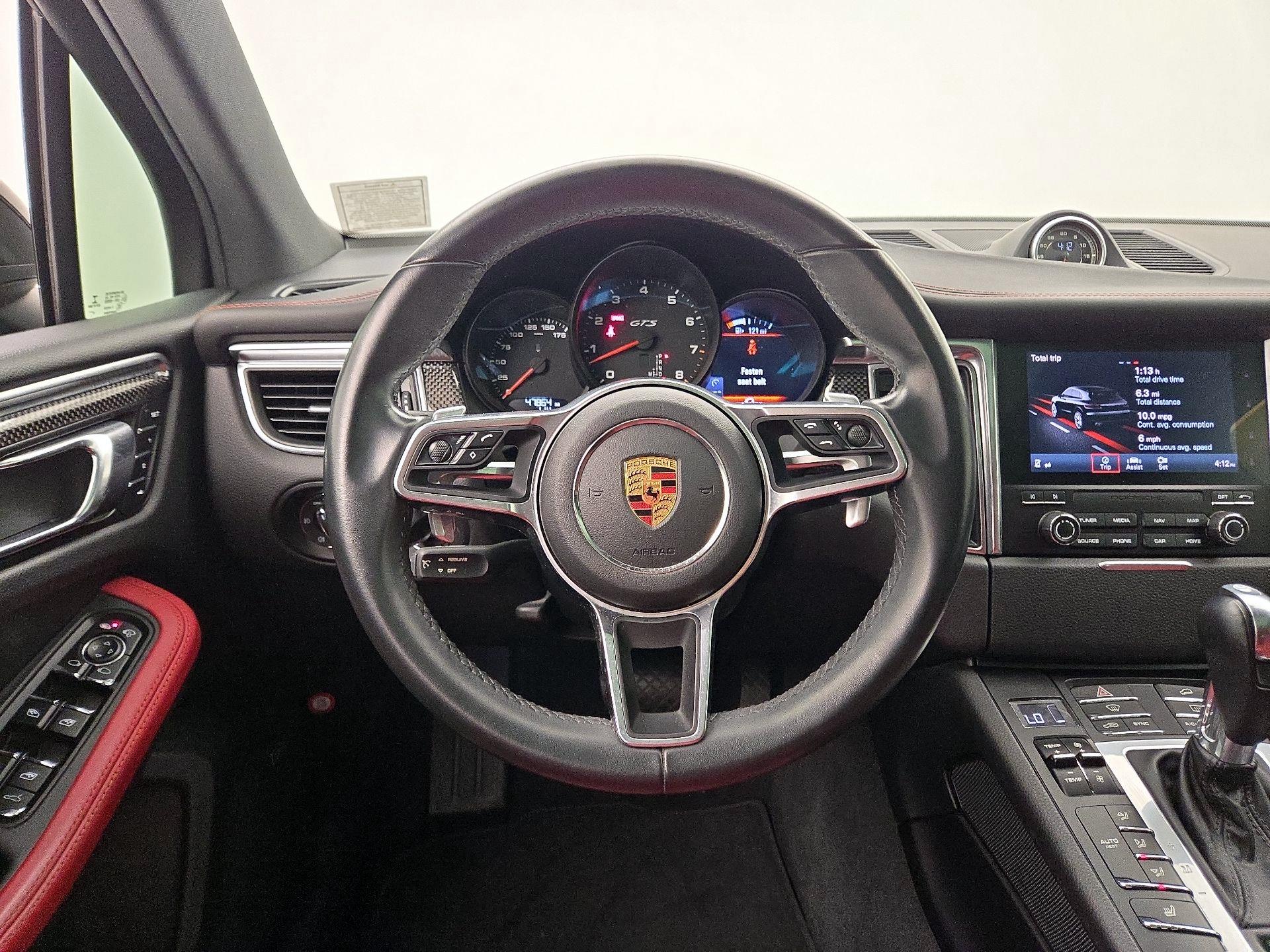 Thumbnail: 2018 Porsche Macan - 10