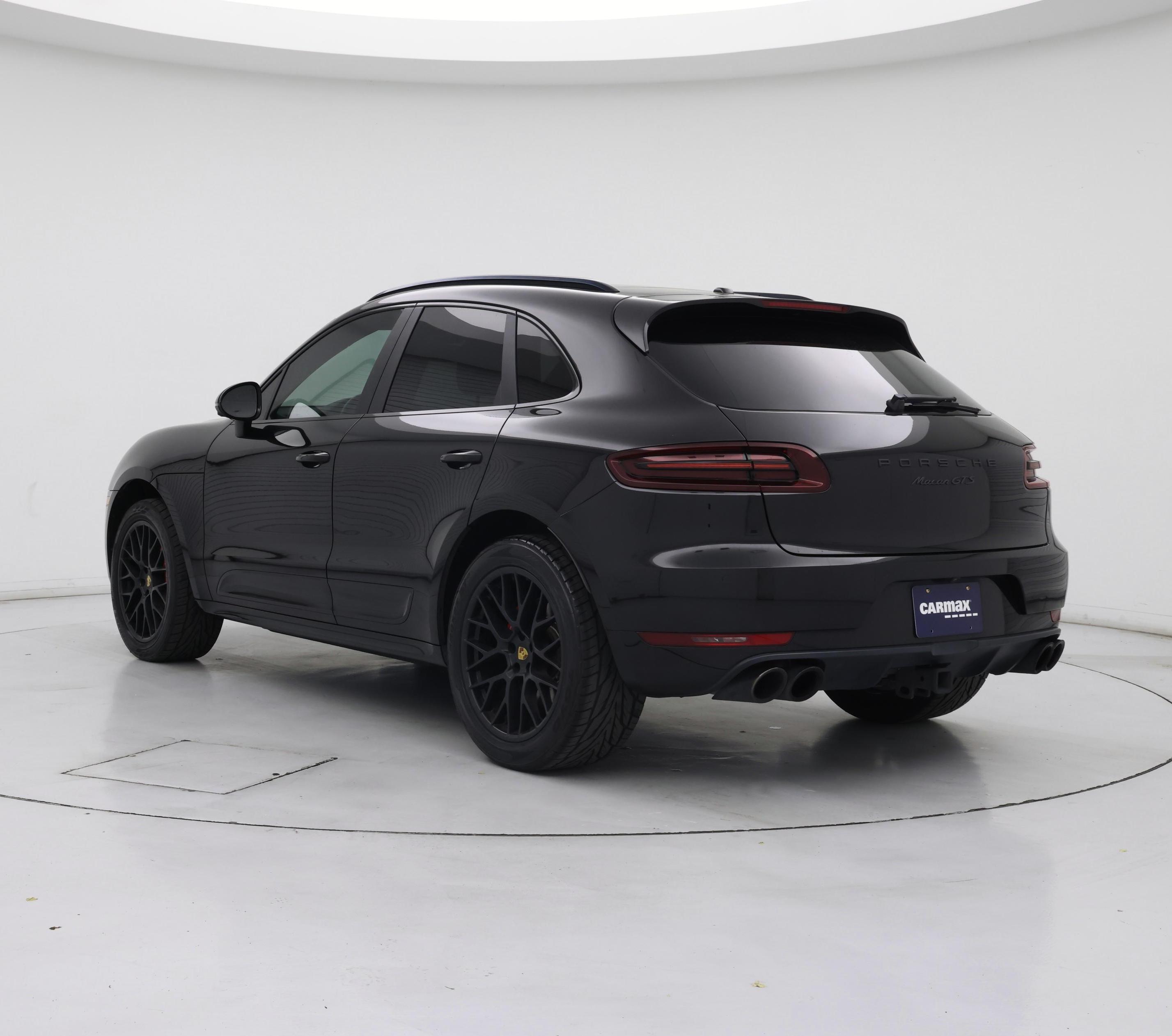 Thumbnail: 2018 Porsche Macan - 2