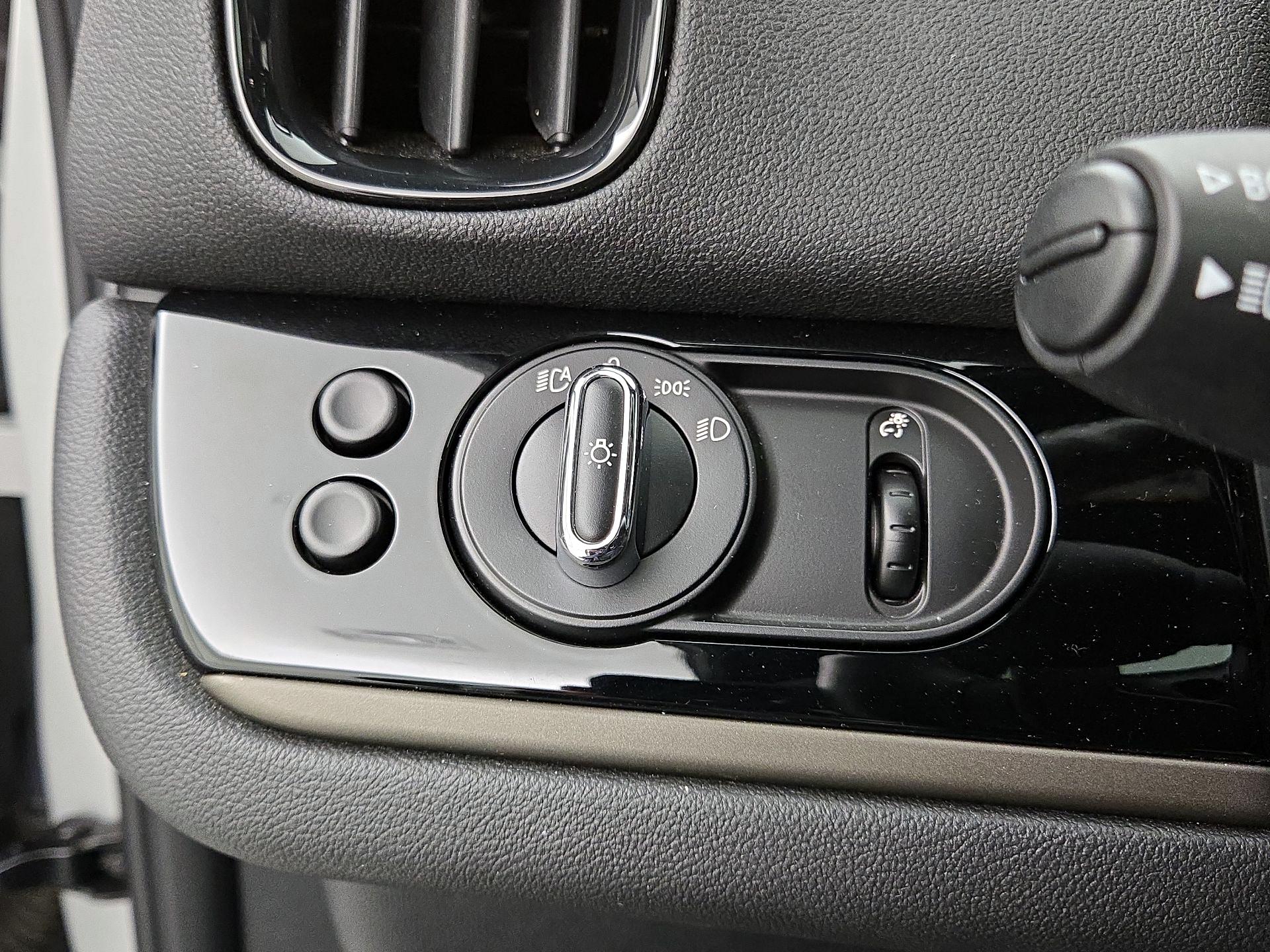 Thumbnail: 2021 MINI Cooper Countryman - 13