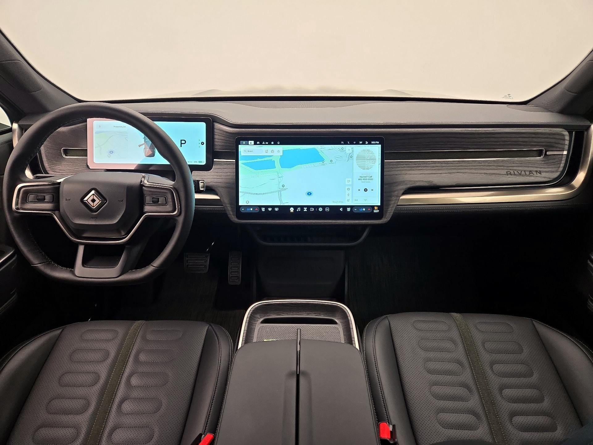 Thumbnail: 2026 Rivian R1S - 9