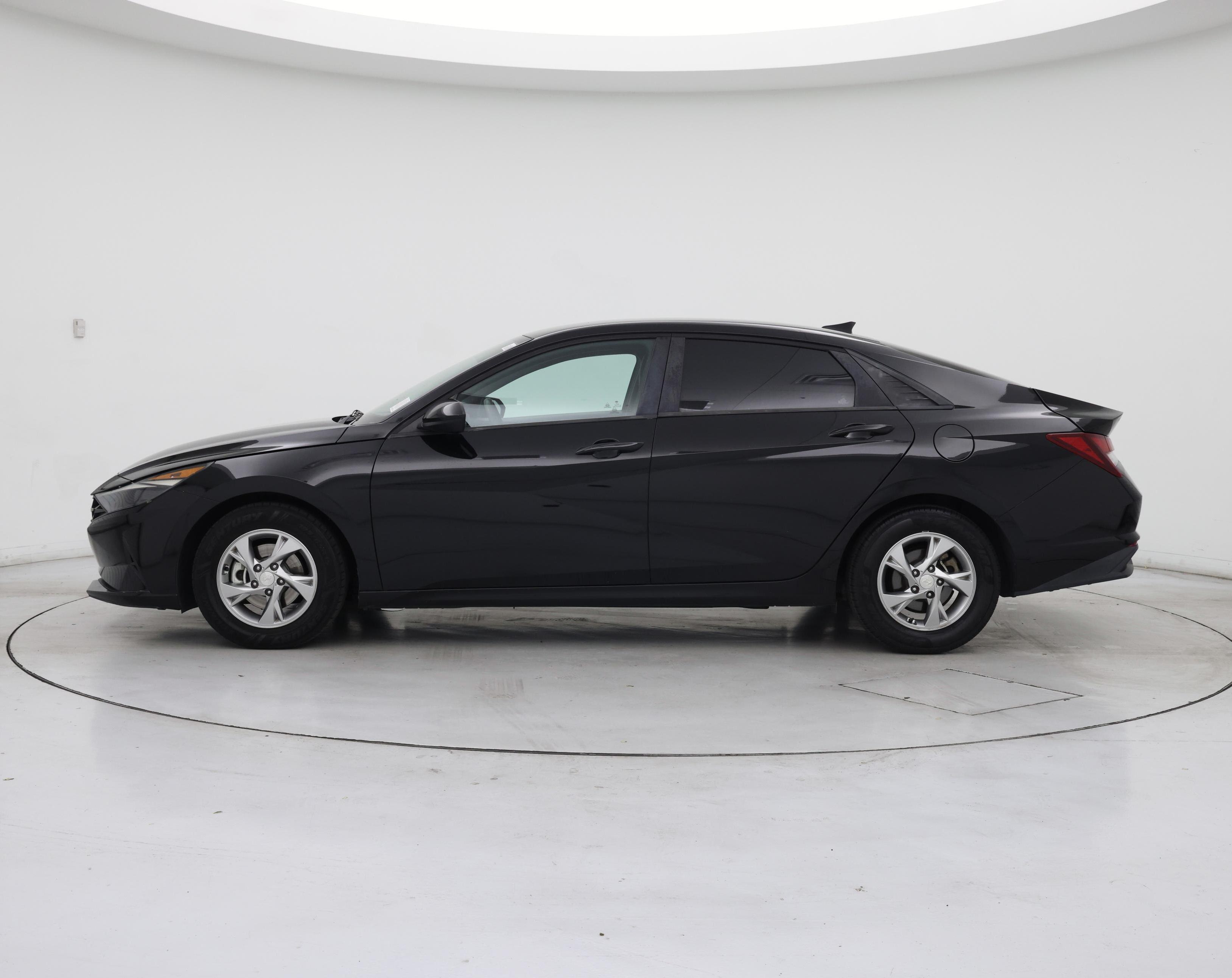Thumbnail: 2021 Hyundai Elantra - 3