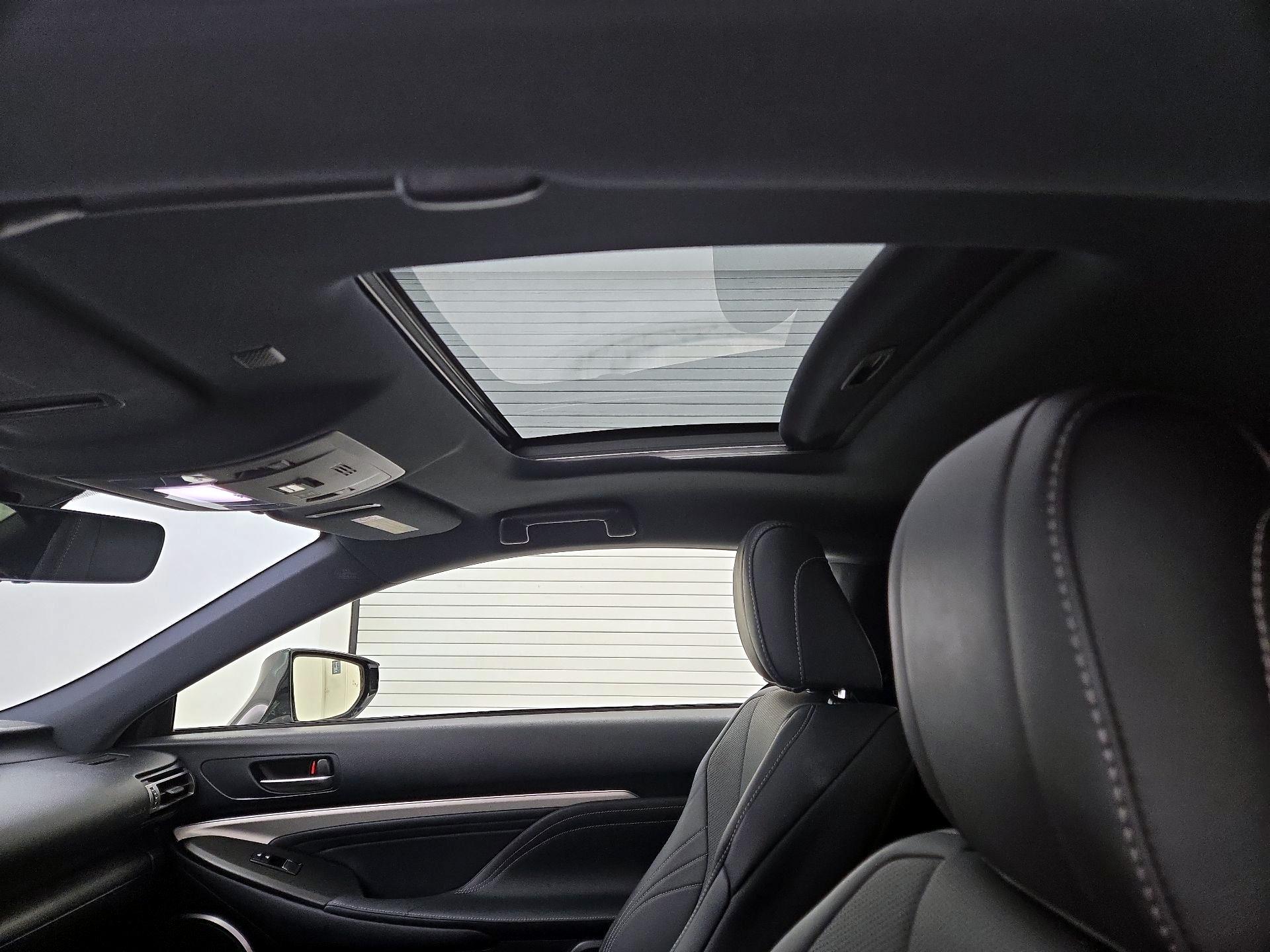 Thumbnail: 2021 Lexus RC - 20