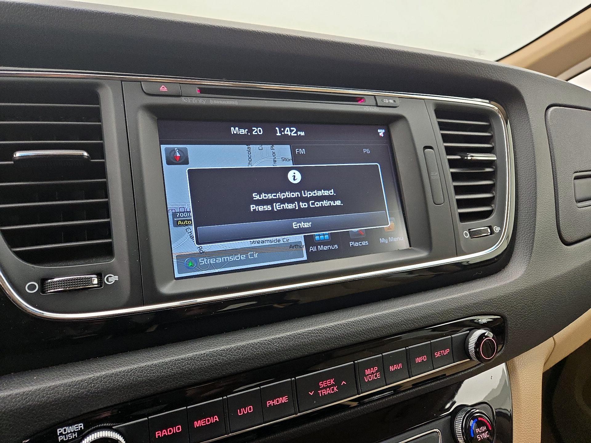 Thumbnail: 2017 Kia Sedona - 15