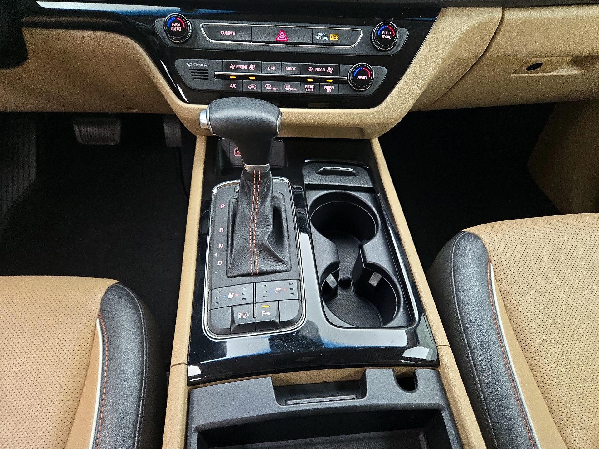 Thumbnail: 2017 Kia Sedona - 17