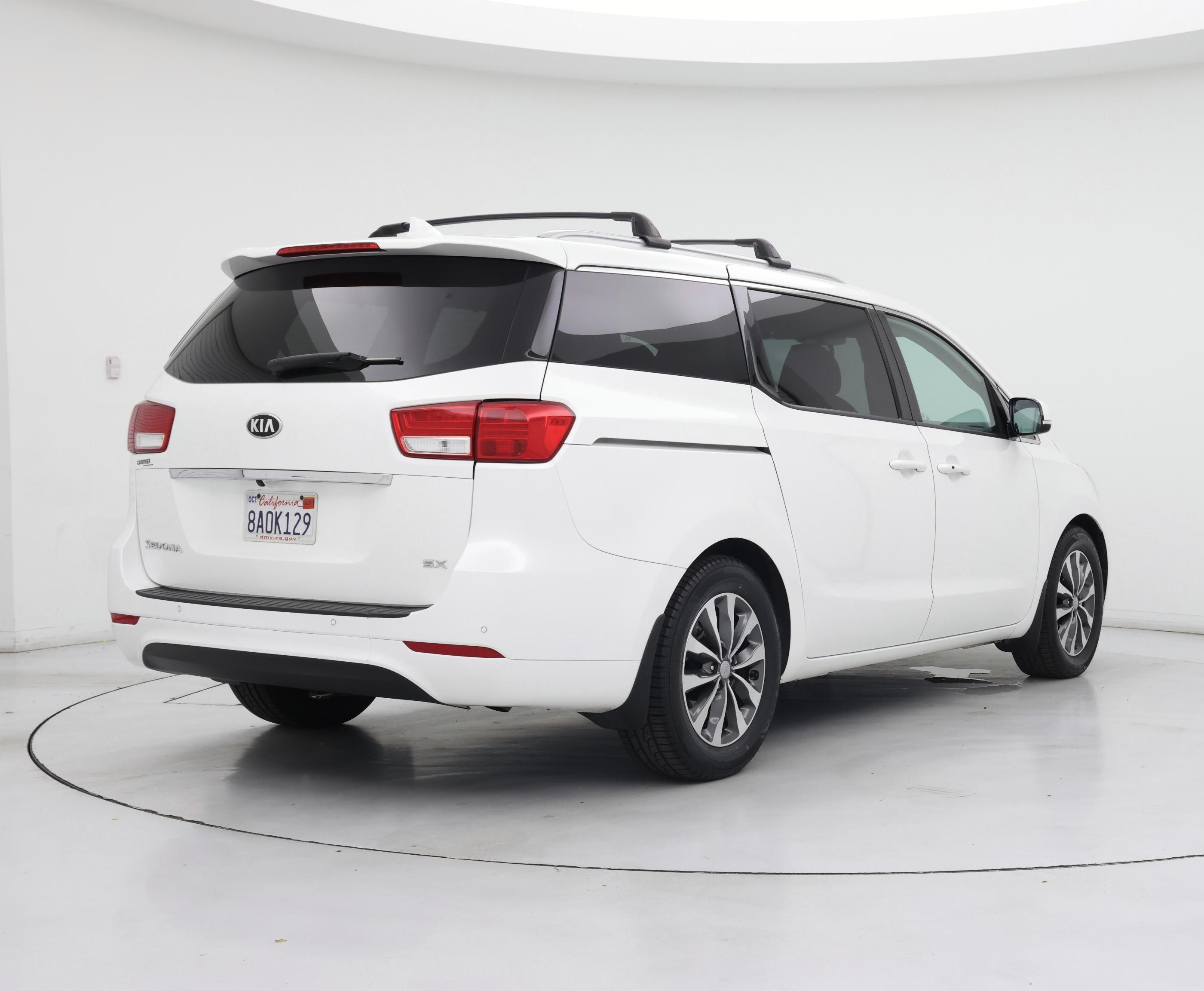 Thumbnail: 2017 Kia Sedona - 8