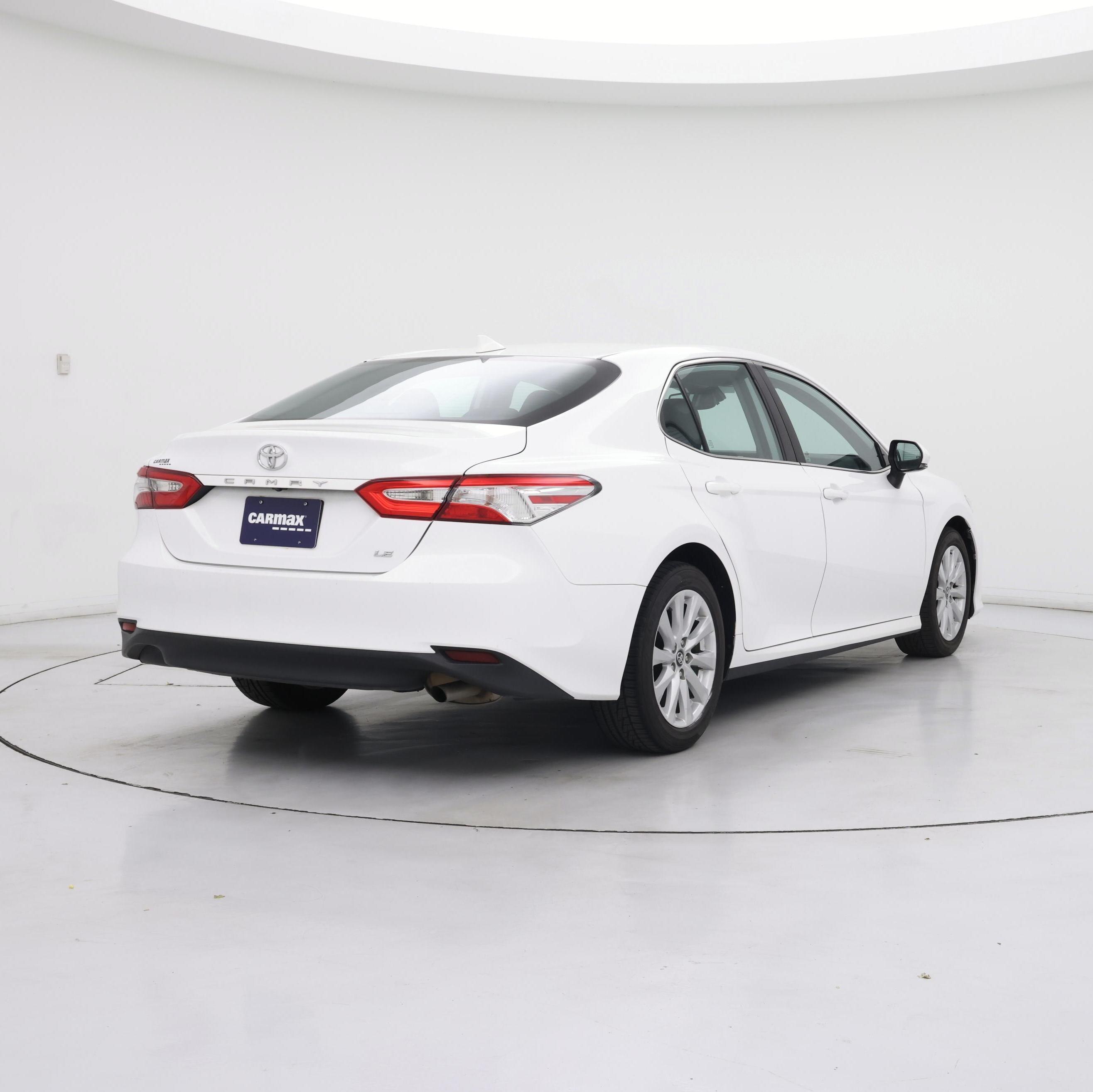 Thumbnail: 2019 Toyota Camry - 8