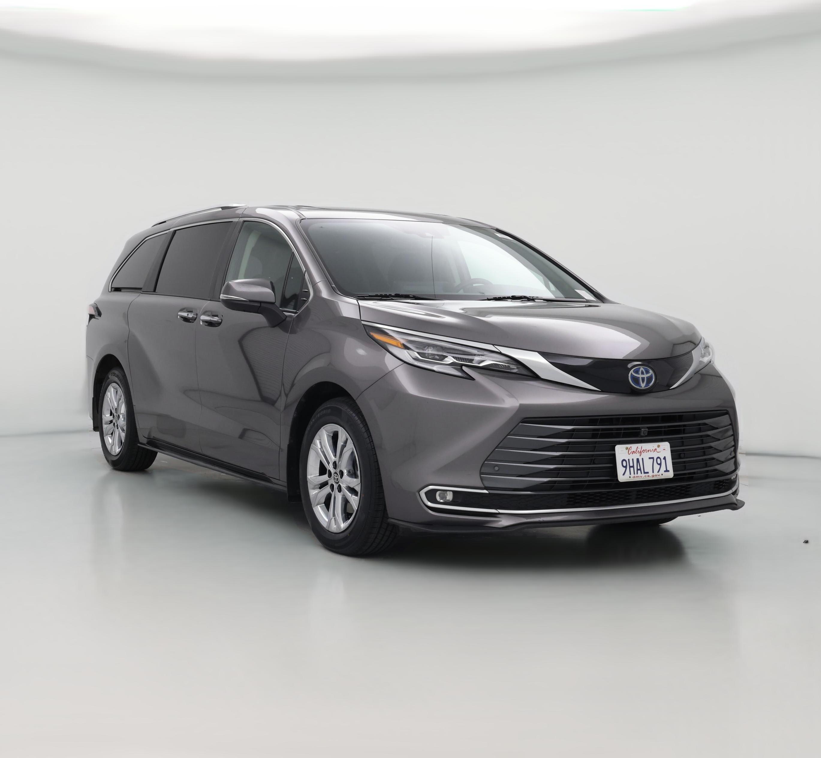 Thumbnail: 2023 Toyota Sienna - 1