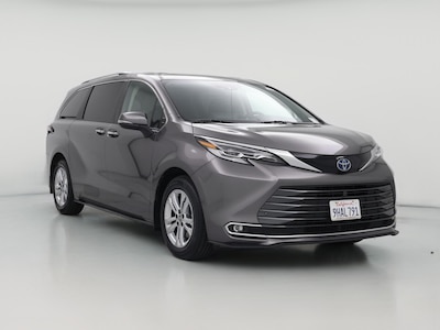 2023 Toyota Sienna Hybrid Platinum