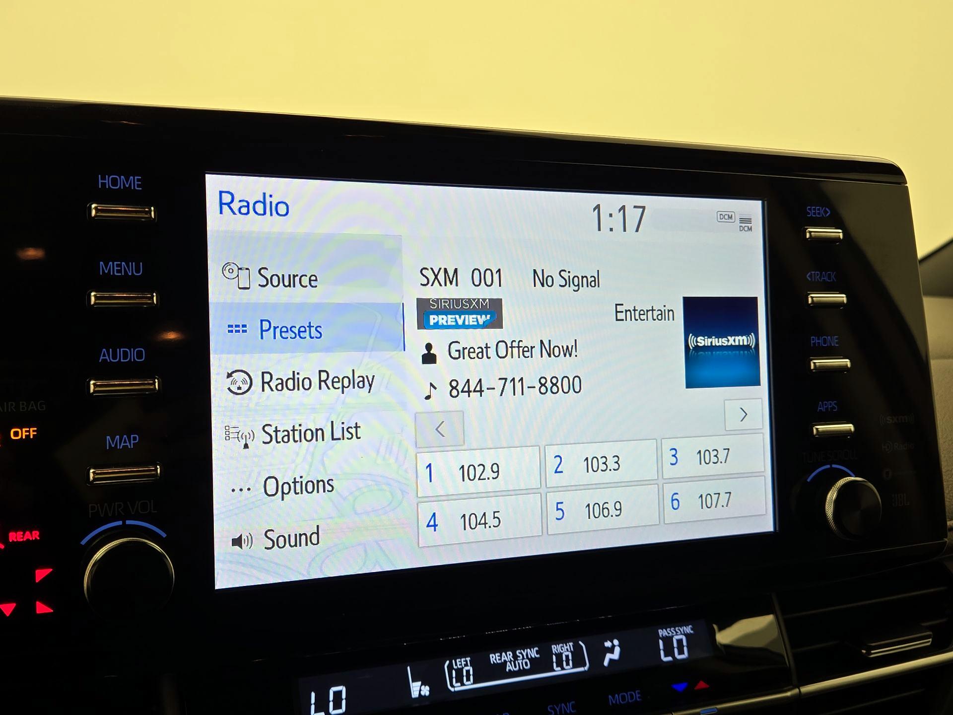 Thumbnail: 2023 Toyota Sienna - 16