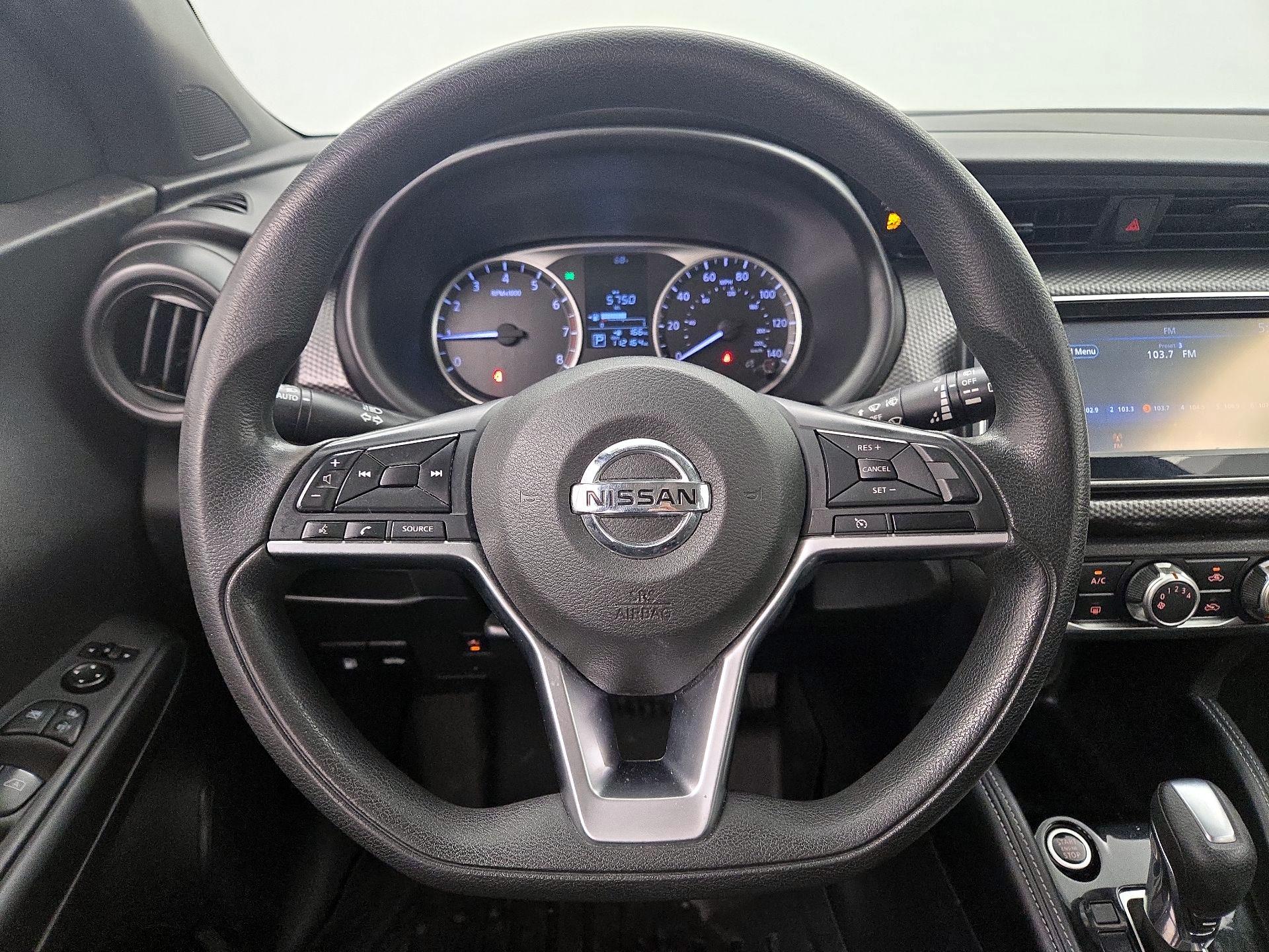 Thumbnail: 2019 Nissan Kicks - 10