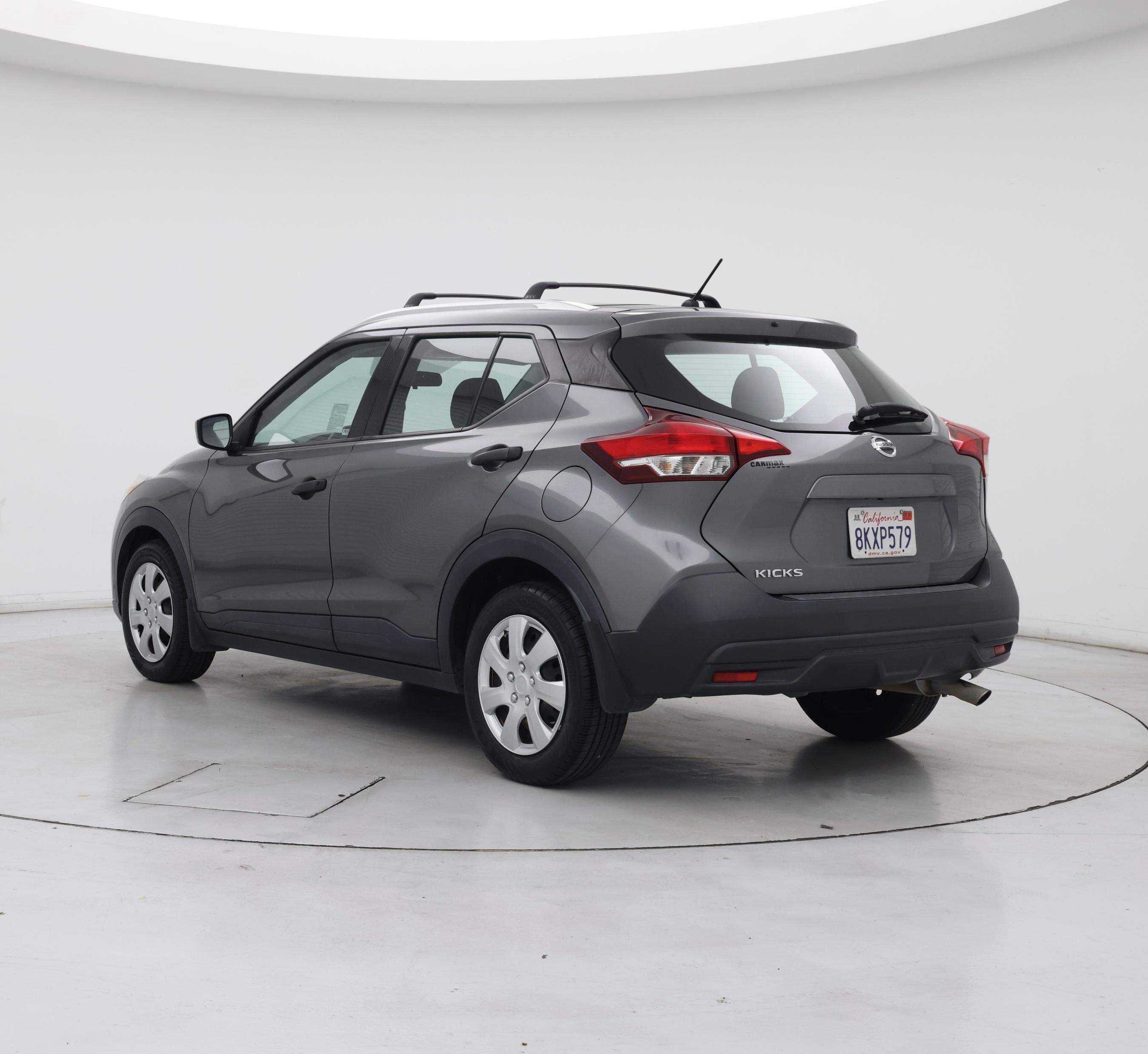 Thumbnail: 2019 Nissan Kicks - 2