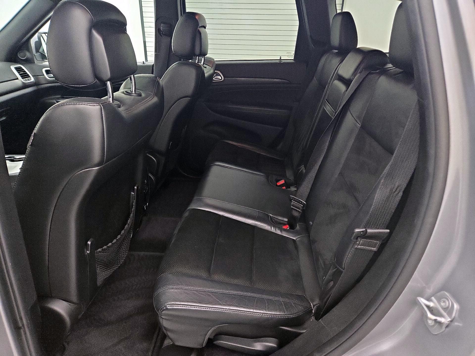 Thumbnail: 2015 Jeep Grand Cherokee - 20
