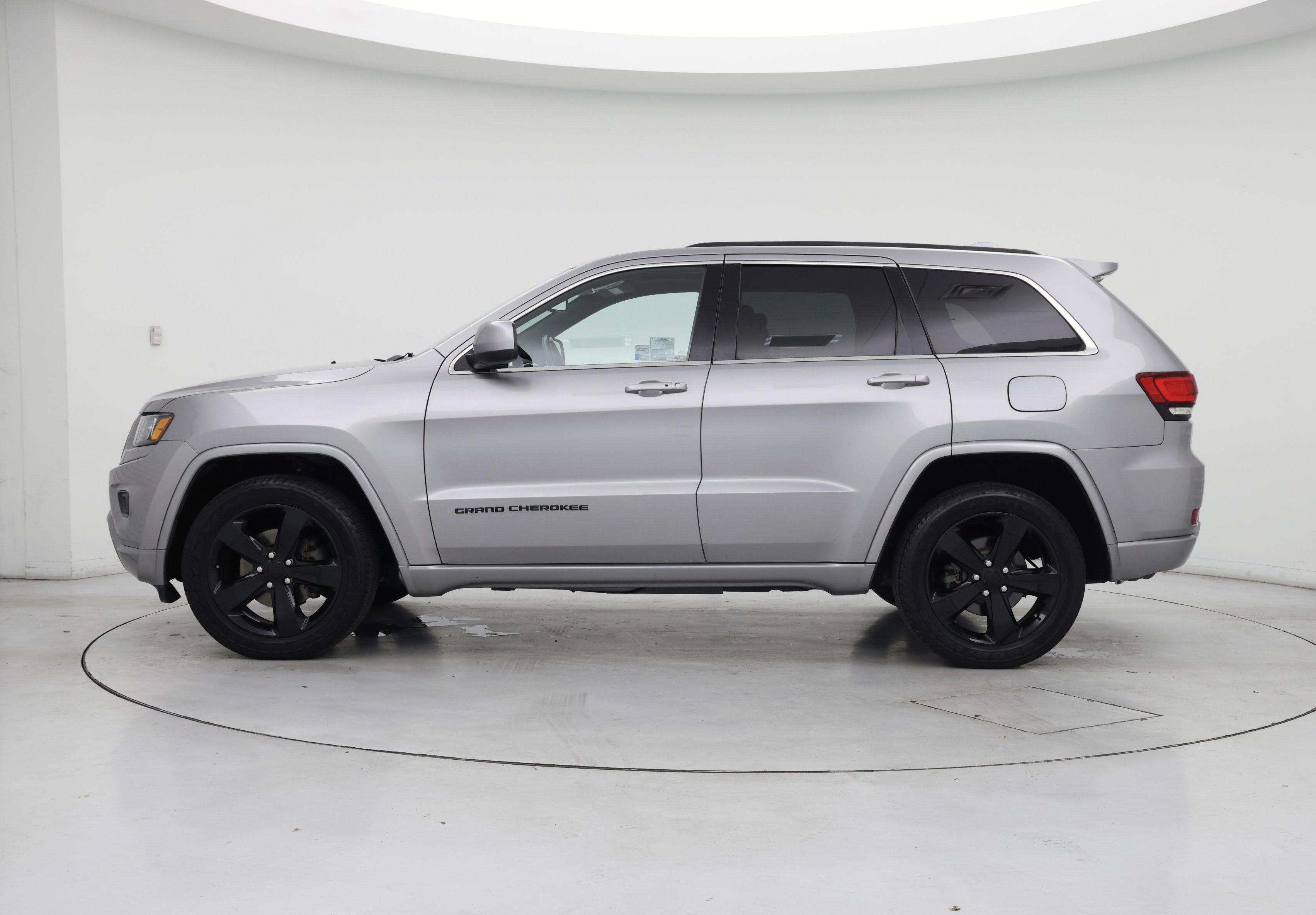 Thumbnail: 2015 Jeep Grand Cherokee - 3