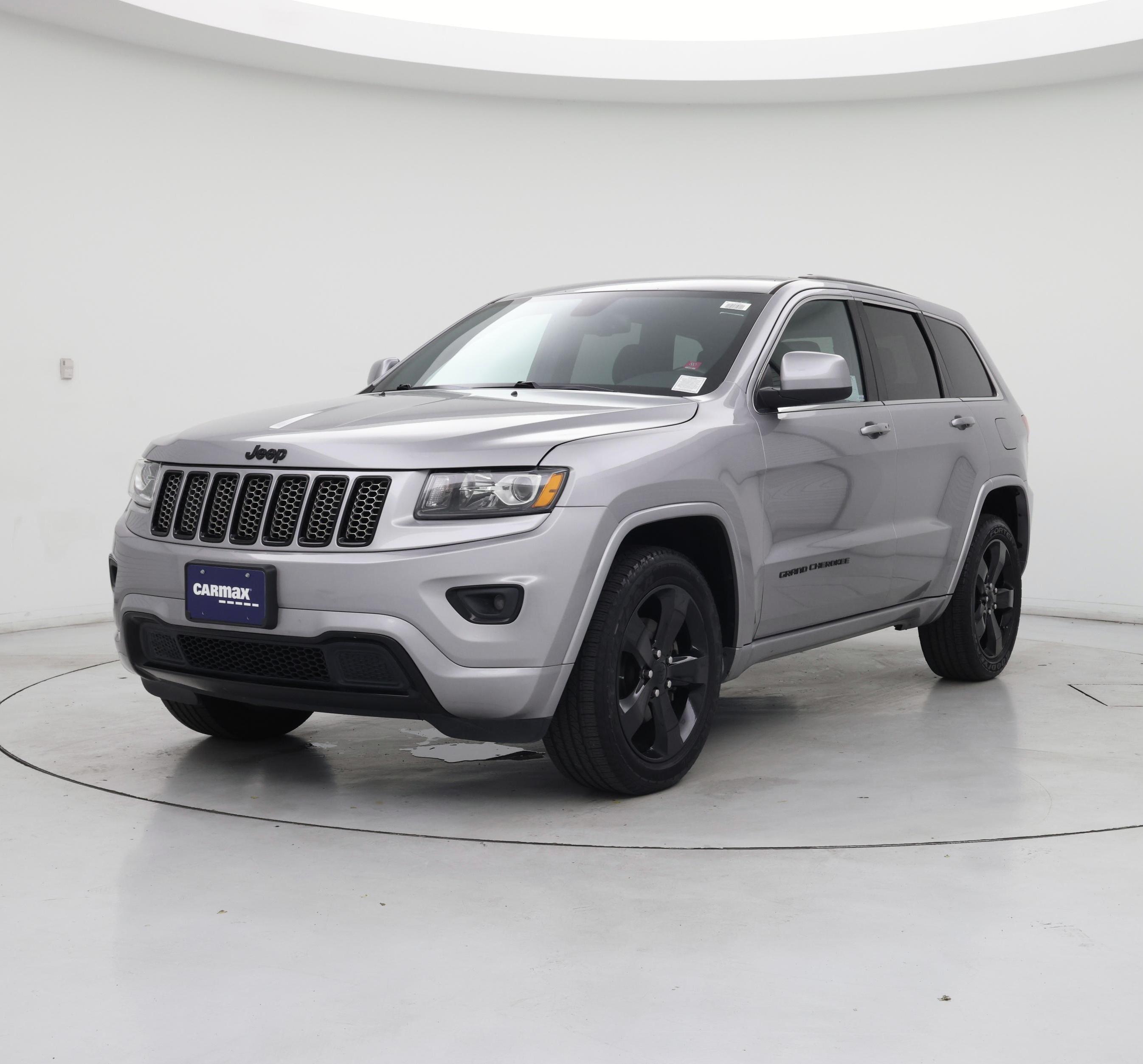 Thumbnail: 2015 Jeep Grand Cherokee - 4