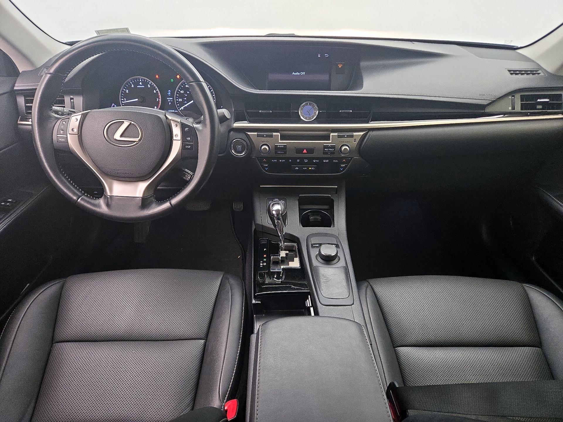 Thumbnail: 2015 Lexus ES - 9