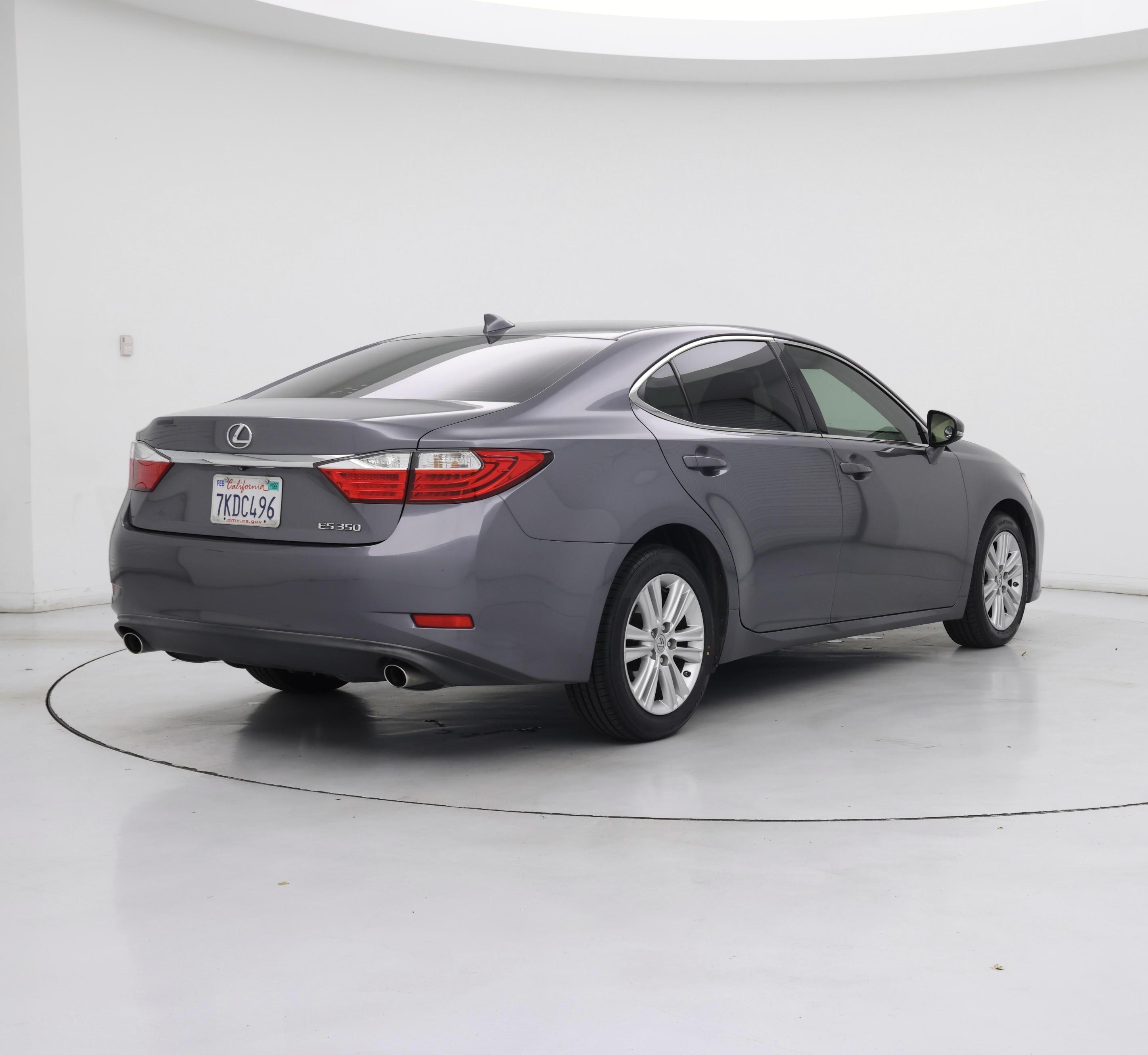 Thumbnail: 2015 Lexus ES - 8