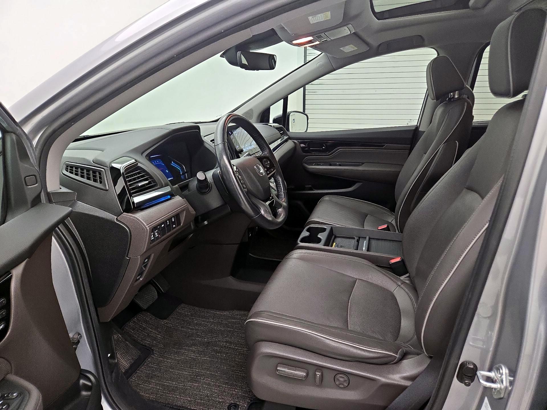 Thumbnail: 2022 Honda Odyssey - 11