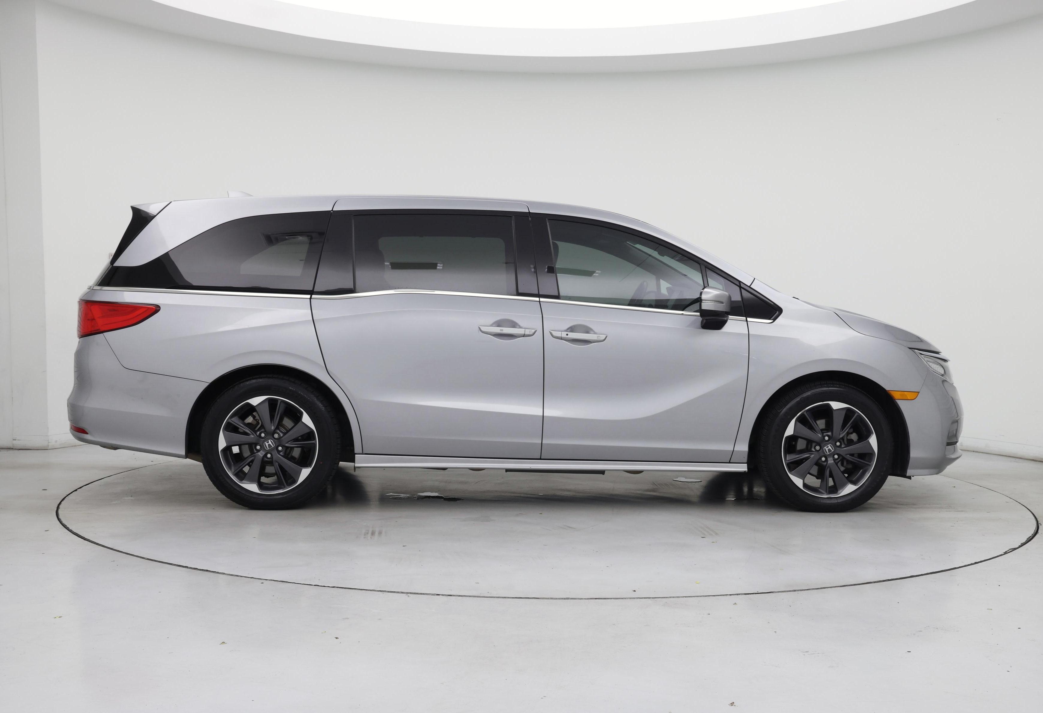 Thumbnail: 2022 Honda Odyssey - 7