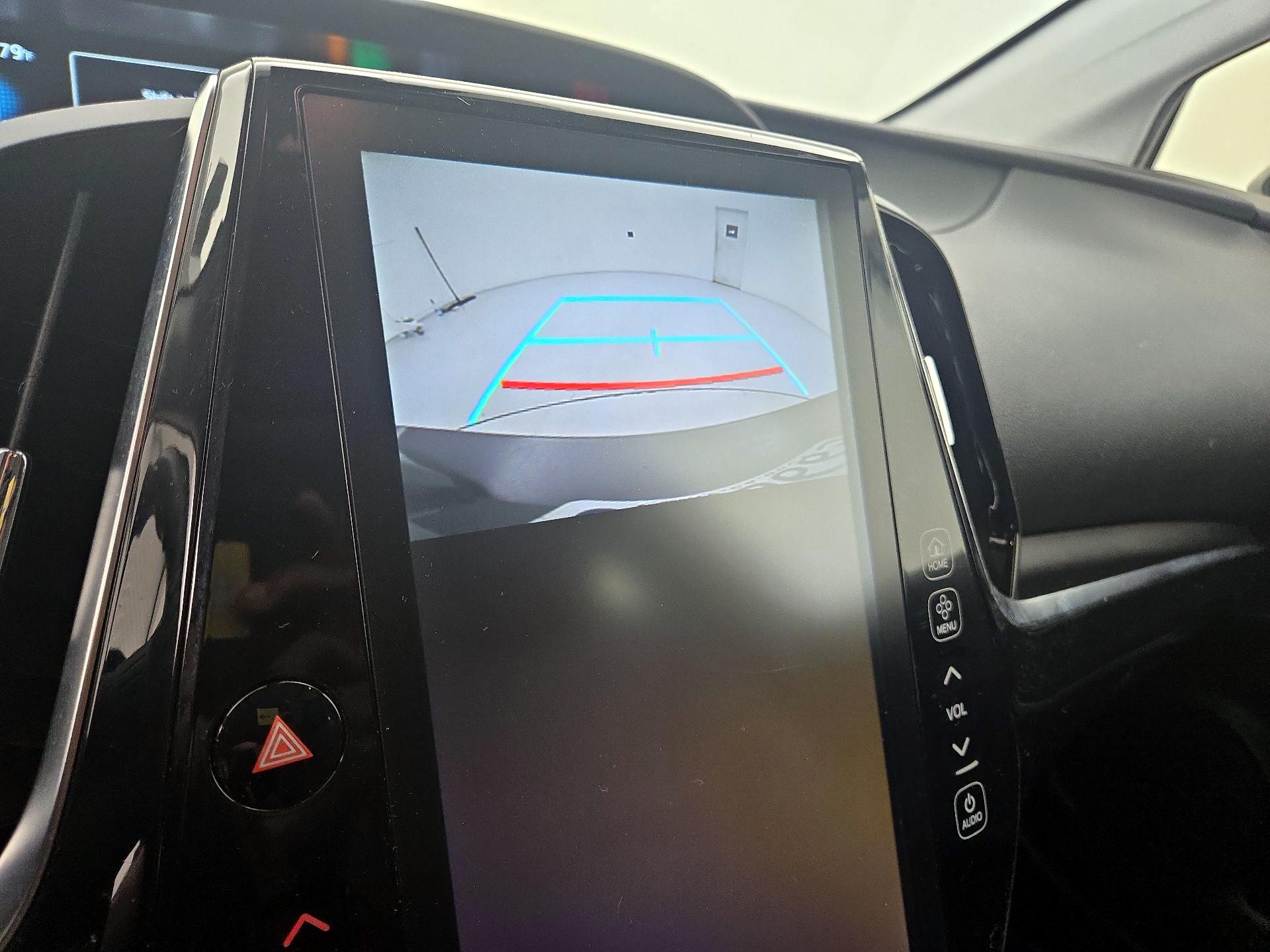 Thumbnail: 2019 Toyota Prius - 14