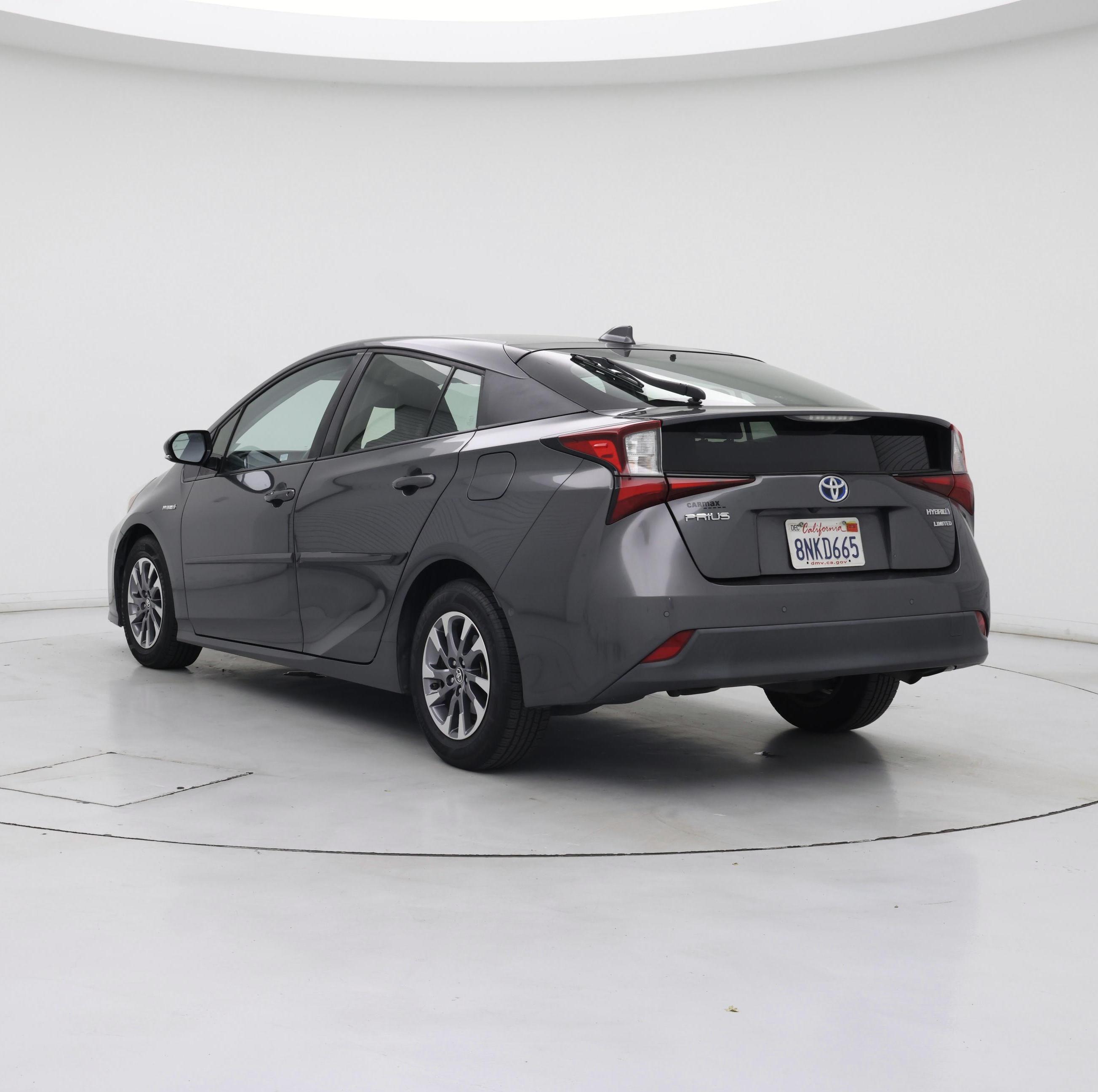 Thumbnail: 2019 Toyota Prius - 2