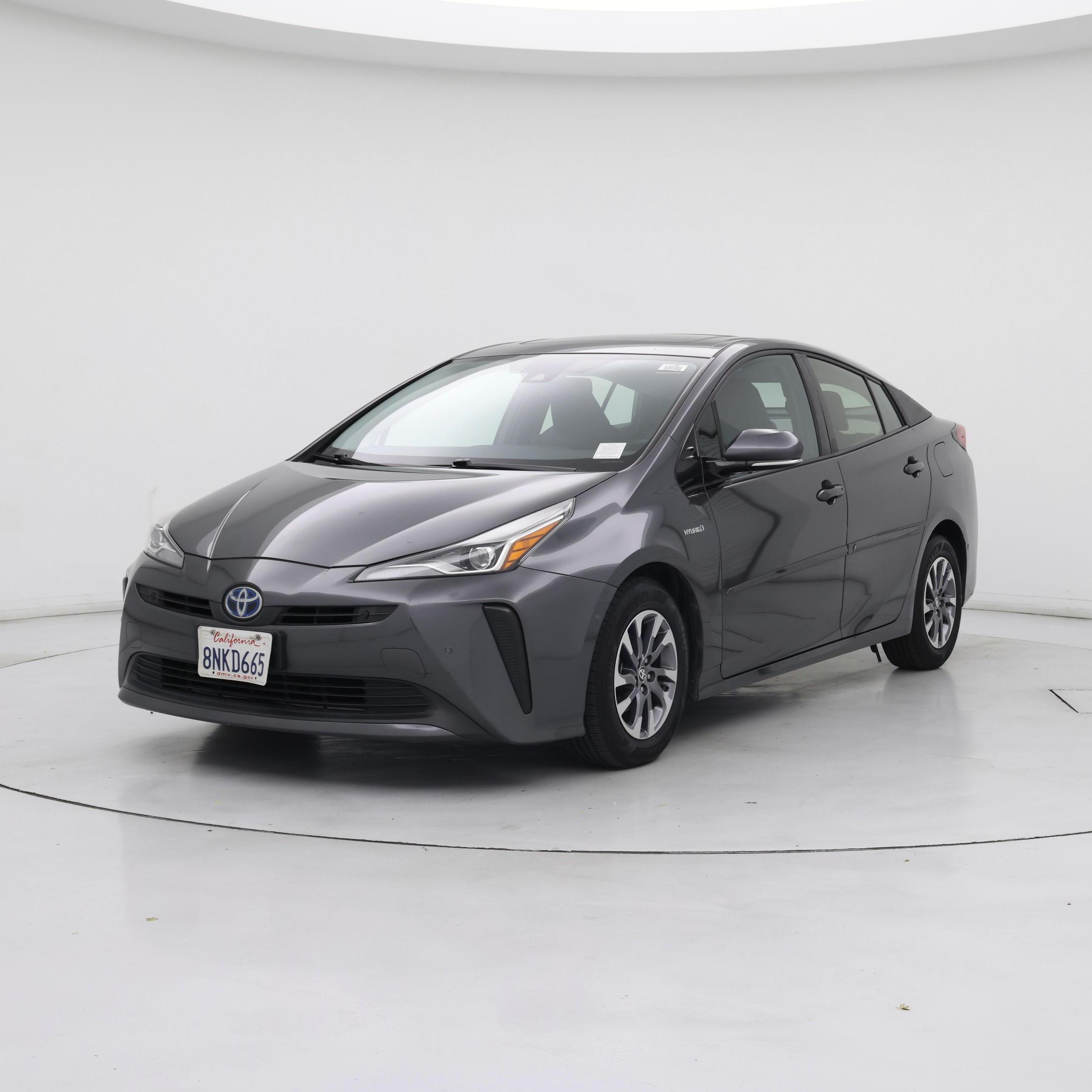 Thumbnail: 2019 Toyota Prius - 4