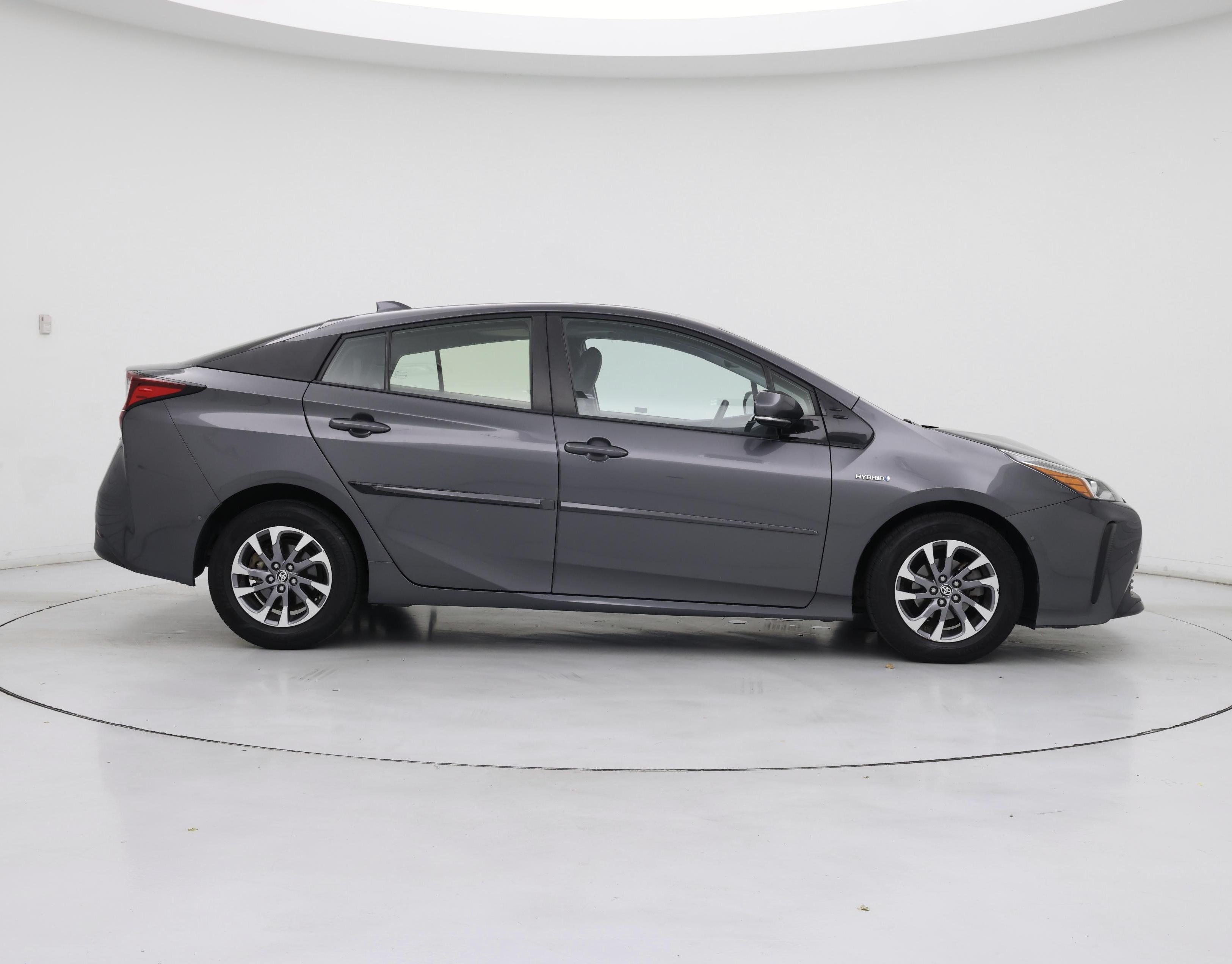 Thumbnail: 2019 Toyota Prius - 7