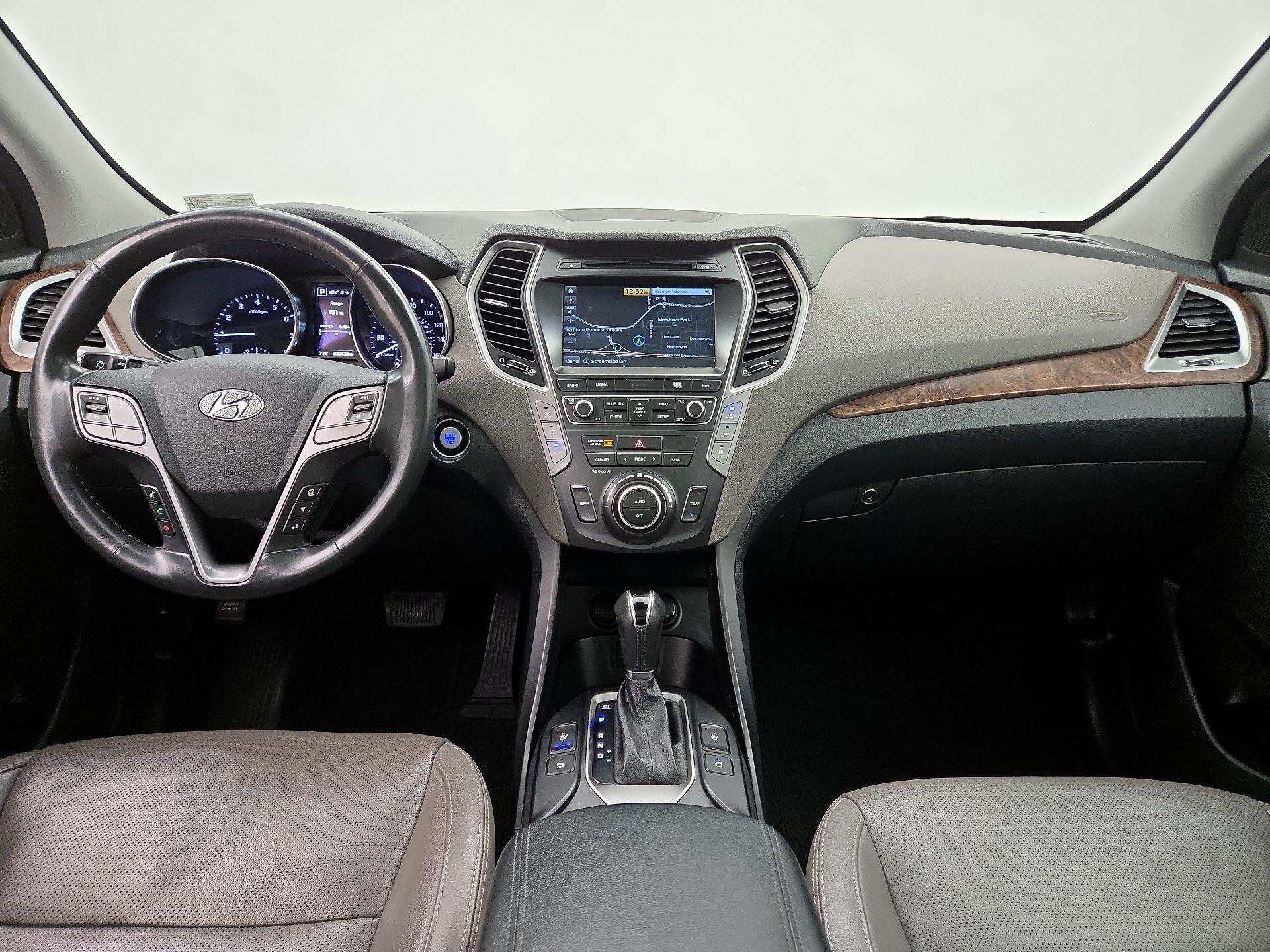 Thumbnail: 2017 Hyundai Santa Fe - 9