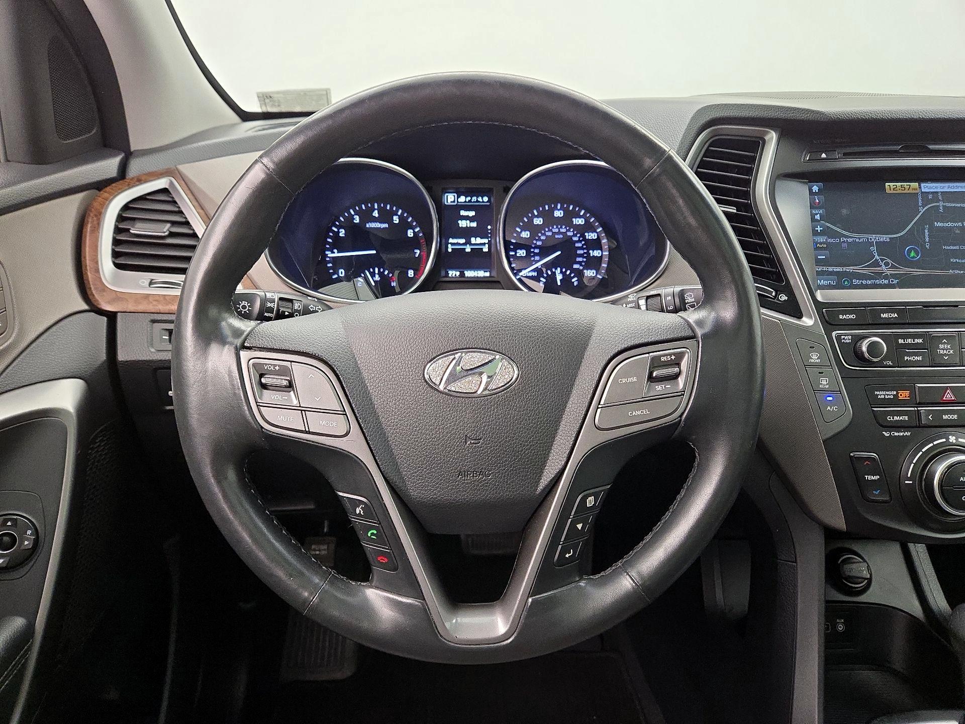 Thumbnail: 2017 Hyundai Santa Fe - 10