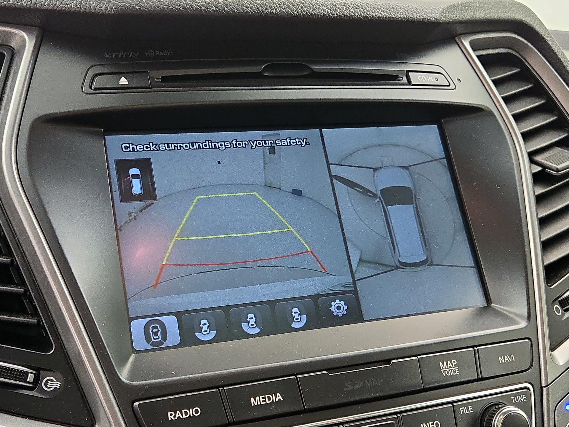 Thumbnail: 2017 Hyundai Santa Fe - 15