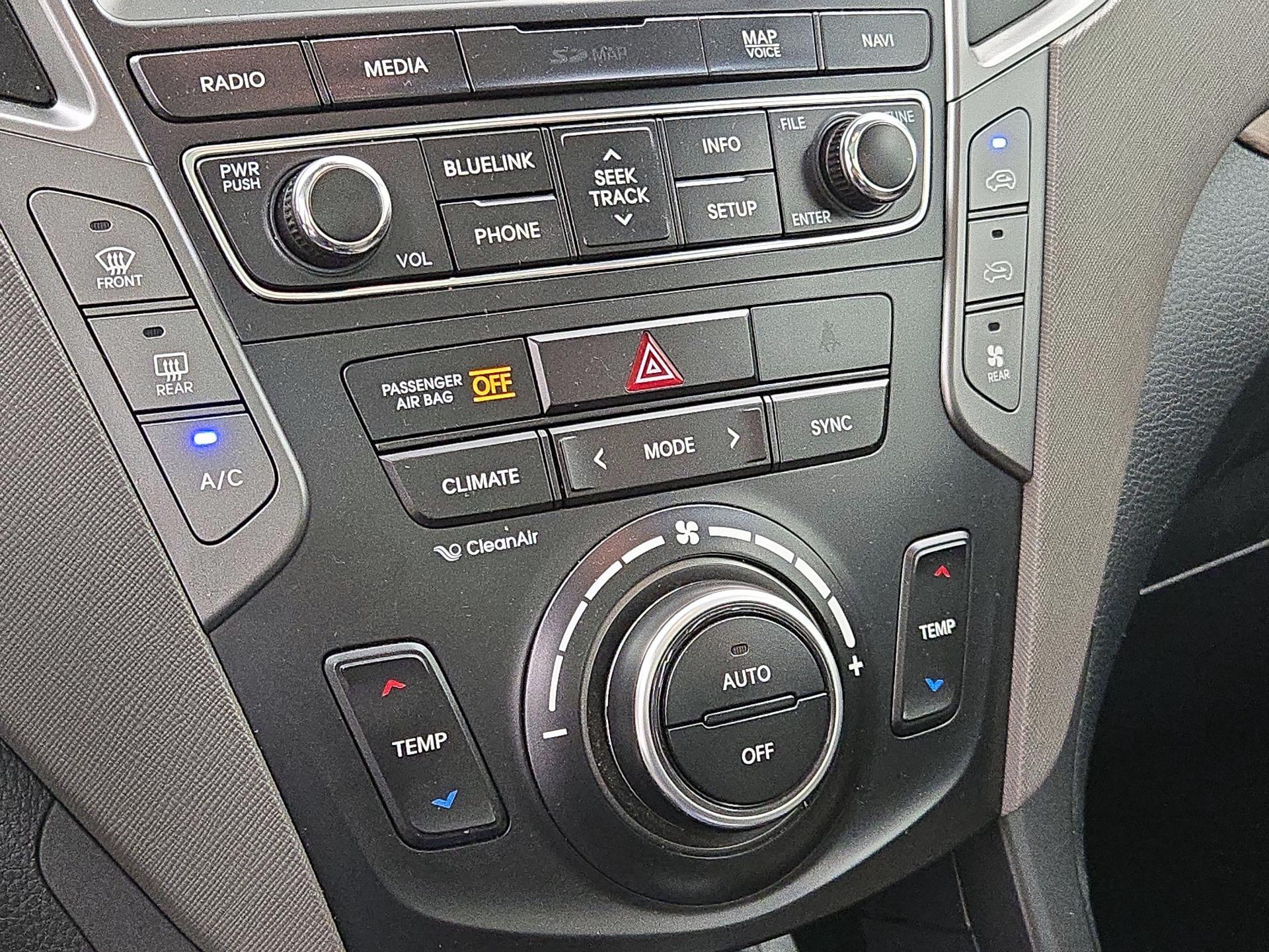 Thumbnail: 2017 Hyundai Santa Fe - 17