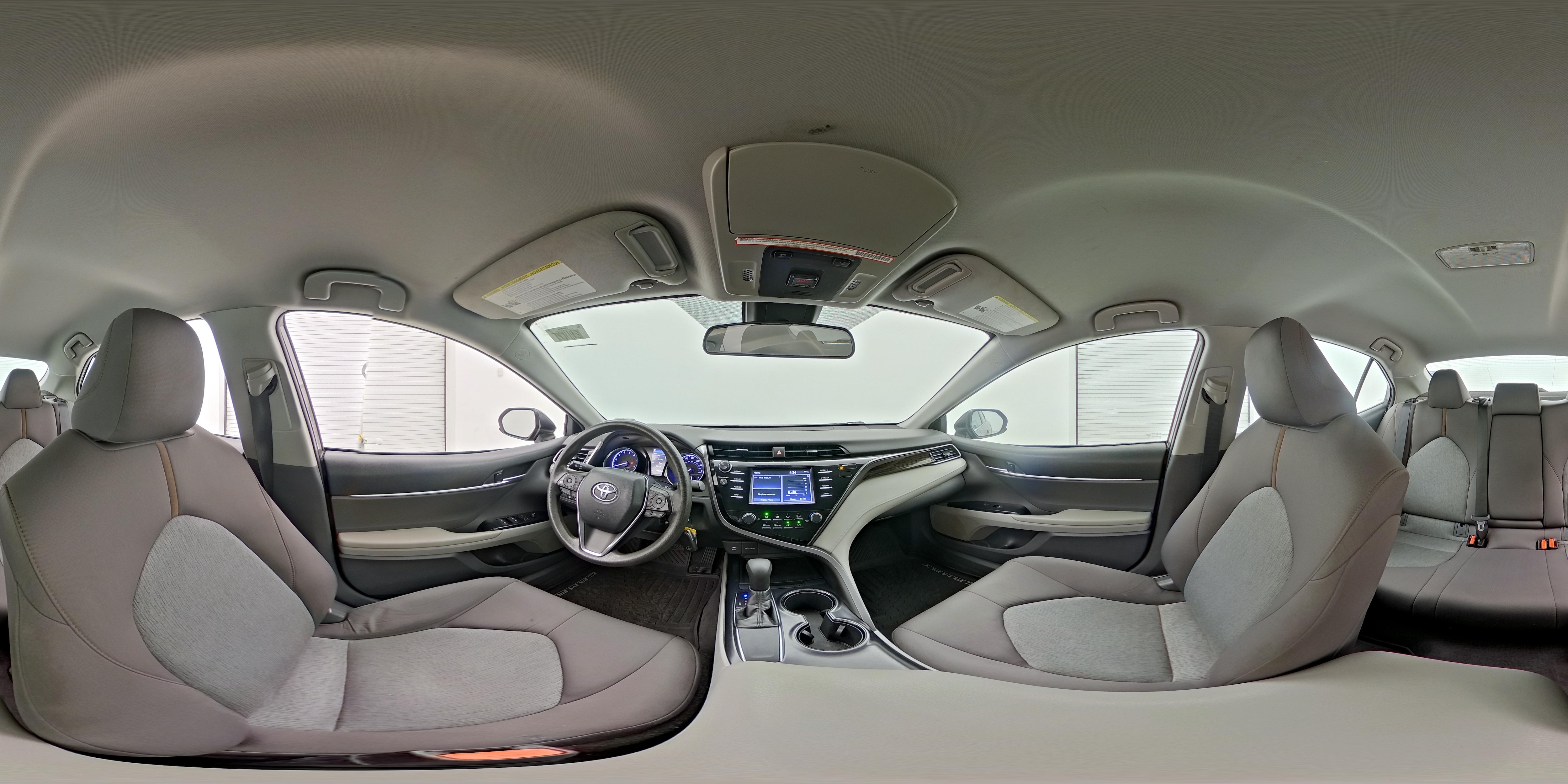 2019 Toyota Camry LE - Photo 24